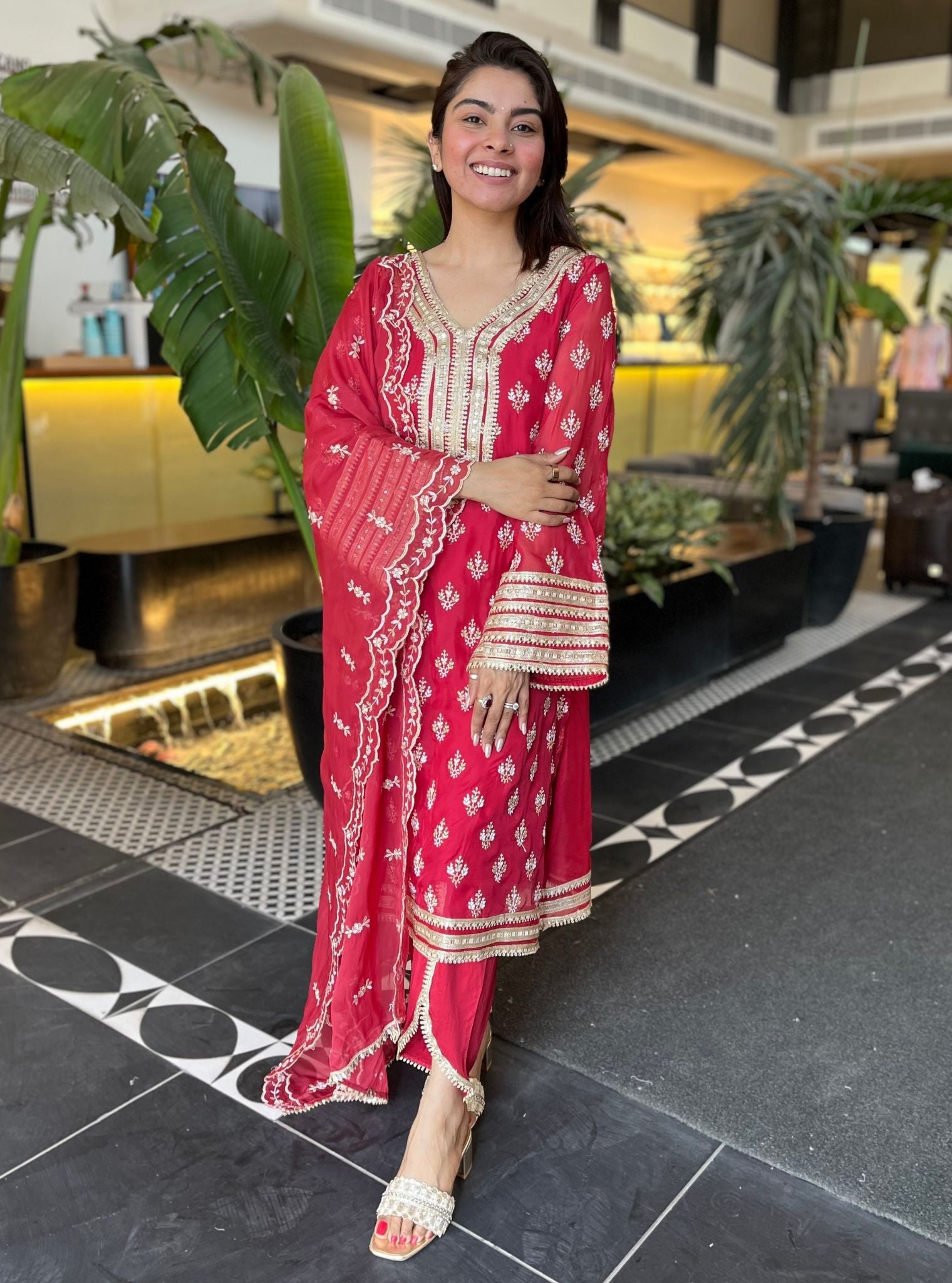 Nicia Organza Red Kurta Set