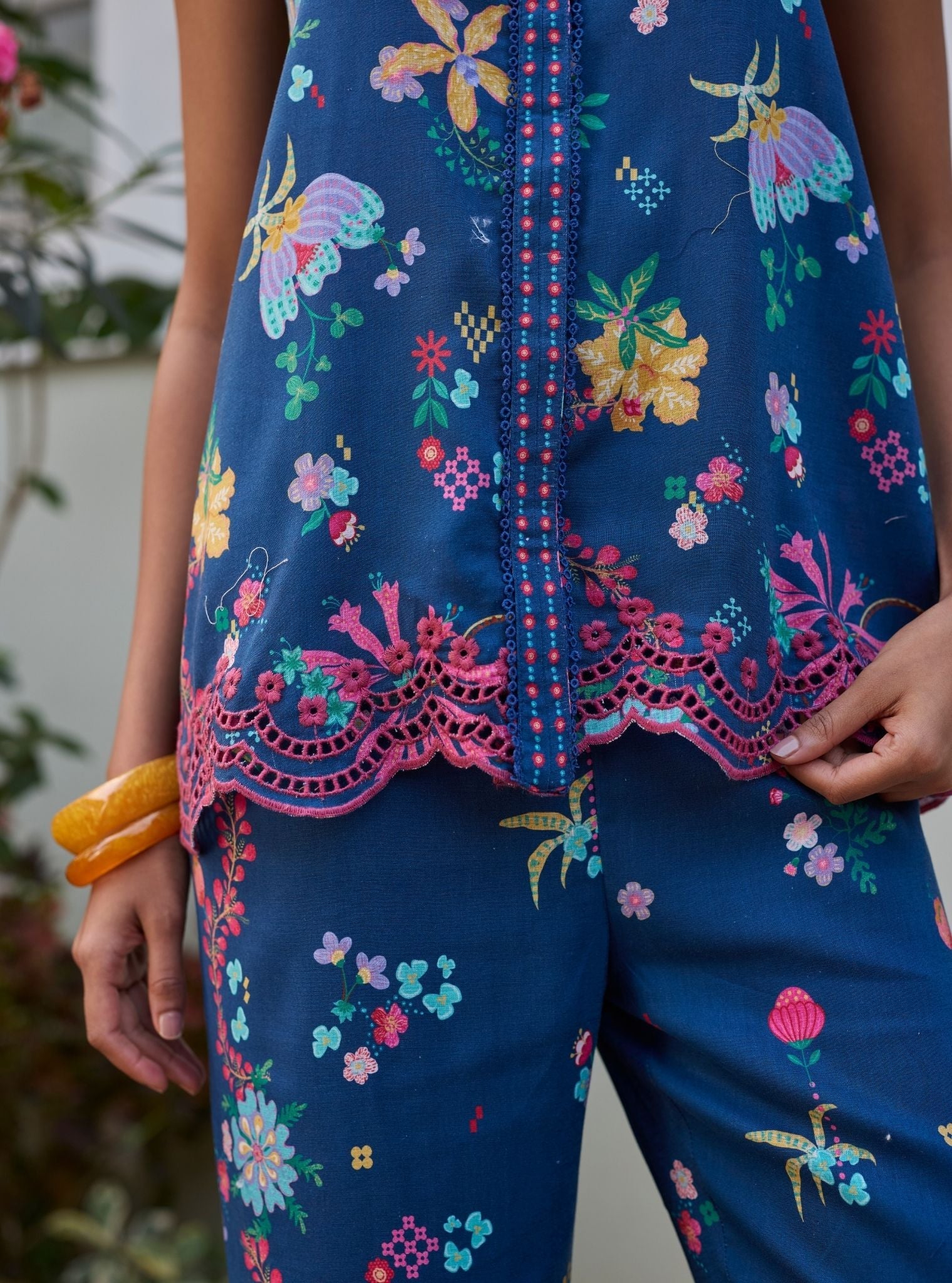 Eshira Linen Printed Navy Co-ord Set