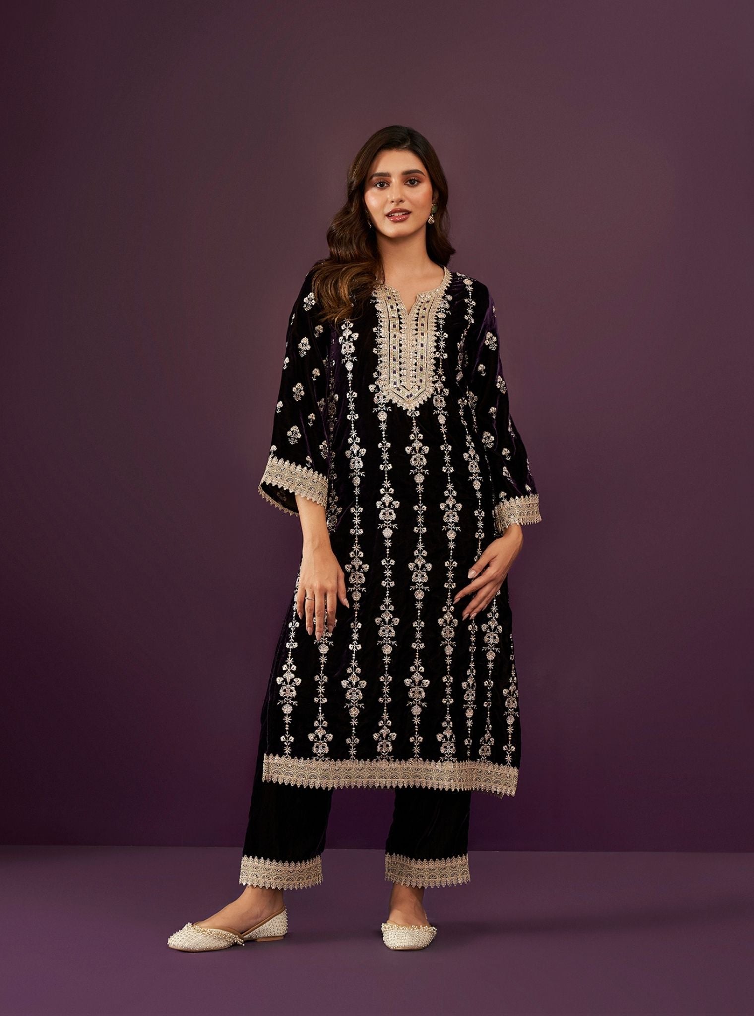 Sade Velvet Purple Kurta Set