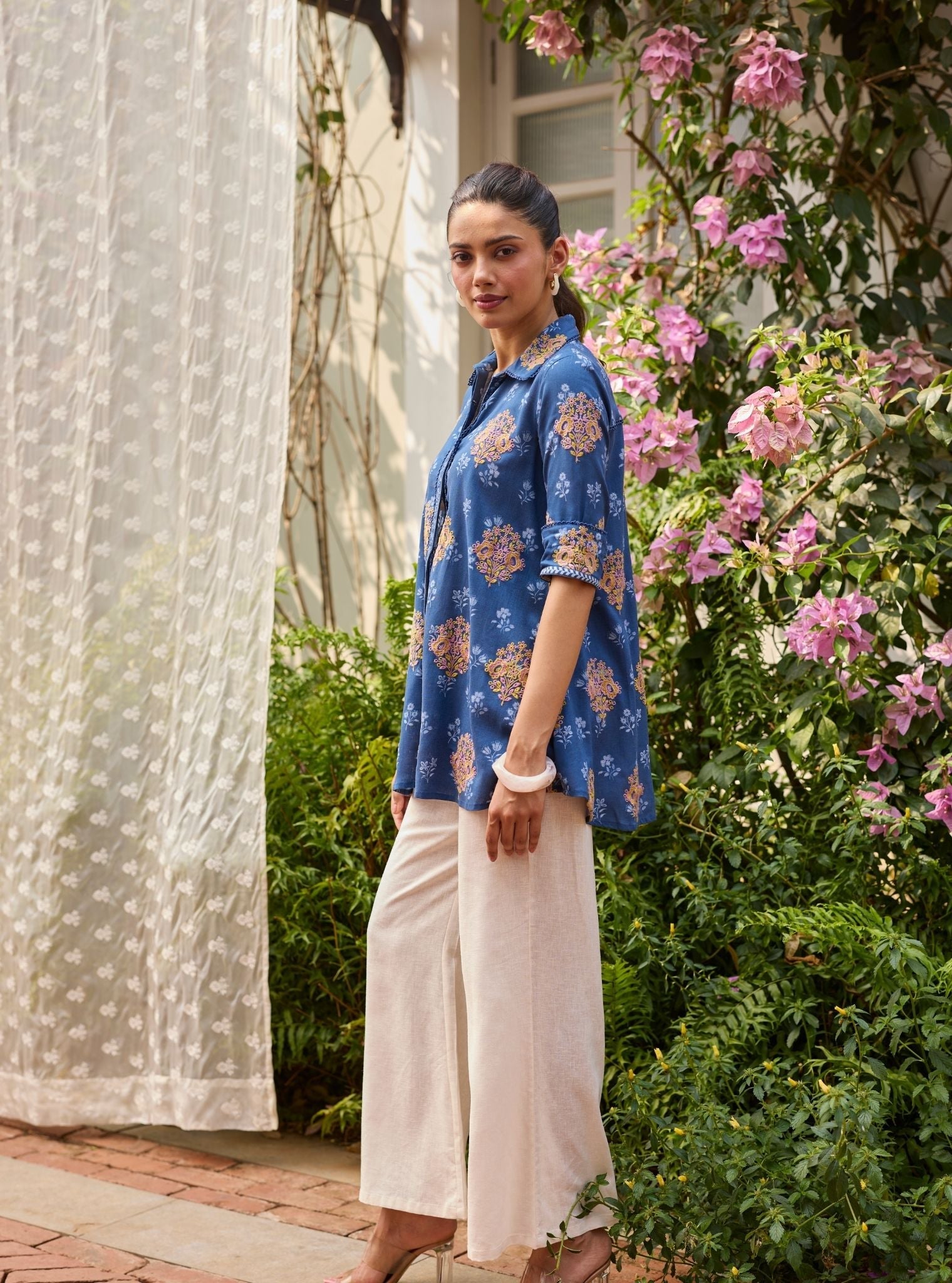 Eera Linen Printed Navy Shirt