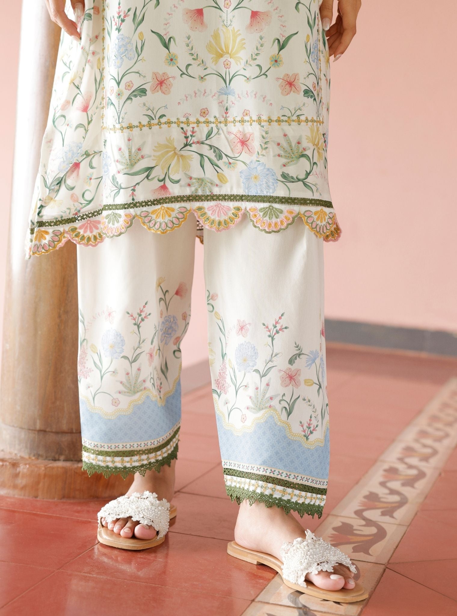 Mulmul Lawn Printed Alya Off White Kurta With Mulmul Lawn Printed Alya Off White Pant