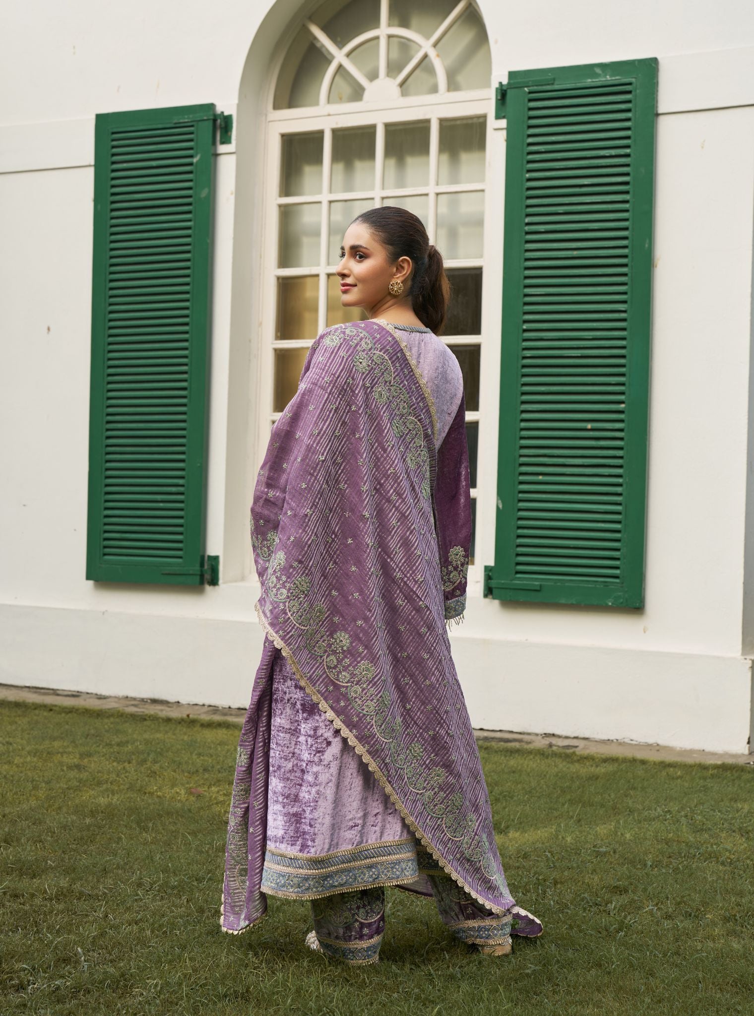 Madhaniya Velvet Lavender Kurta Set