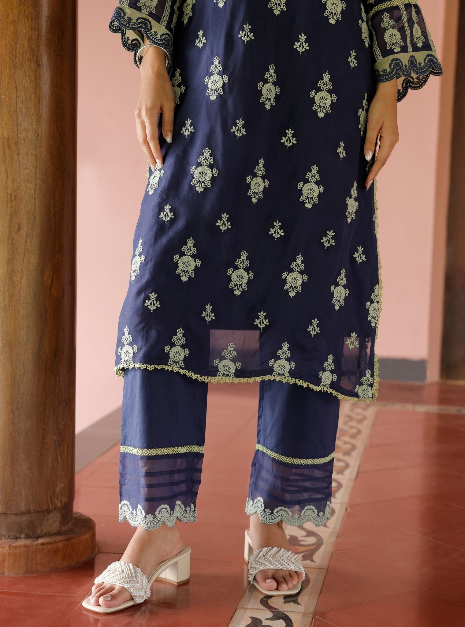 Mulmul Organza Nain Navy Kurta With Mulmul Cotton Nain Navy Pant