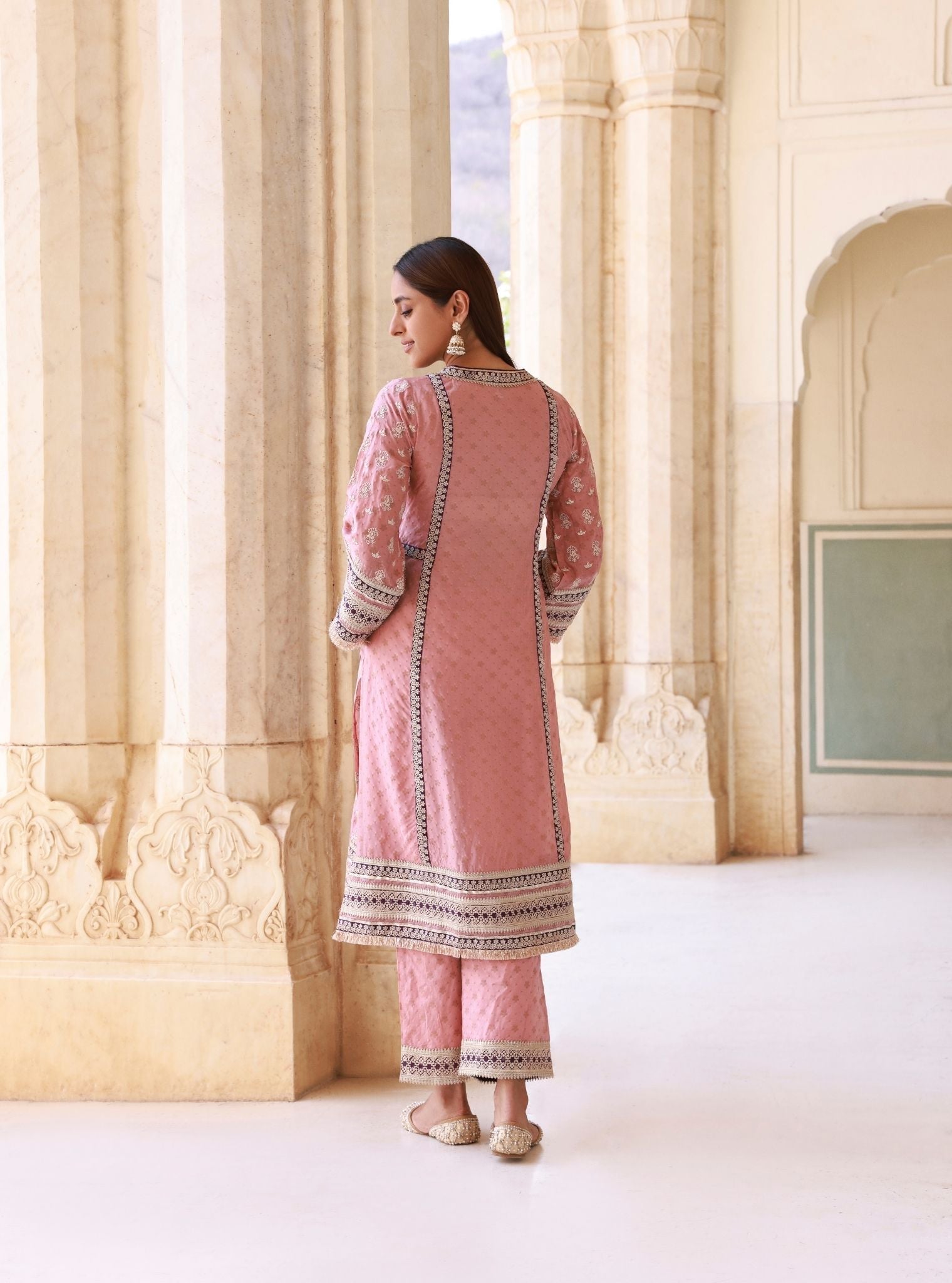Aryela Pink Banarsi Kurta Set