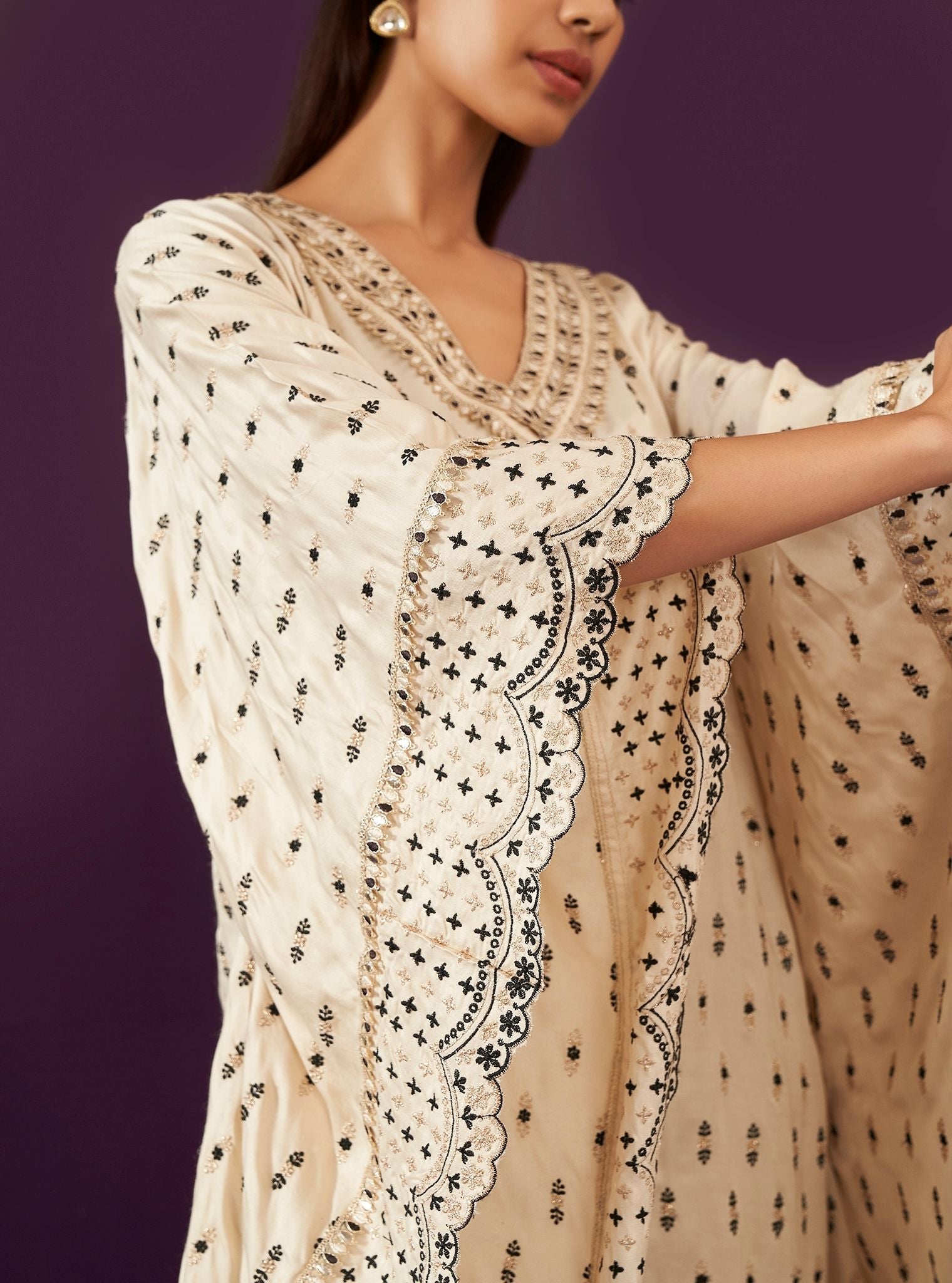 Florian Cupro Satin Off White kaftan