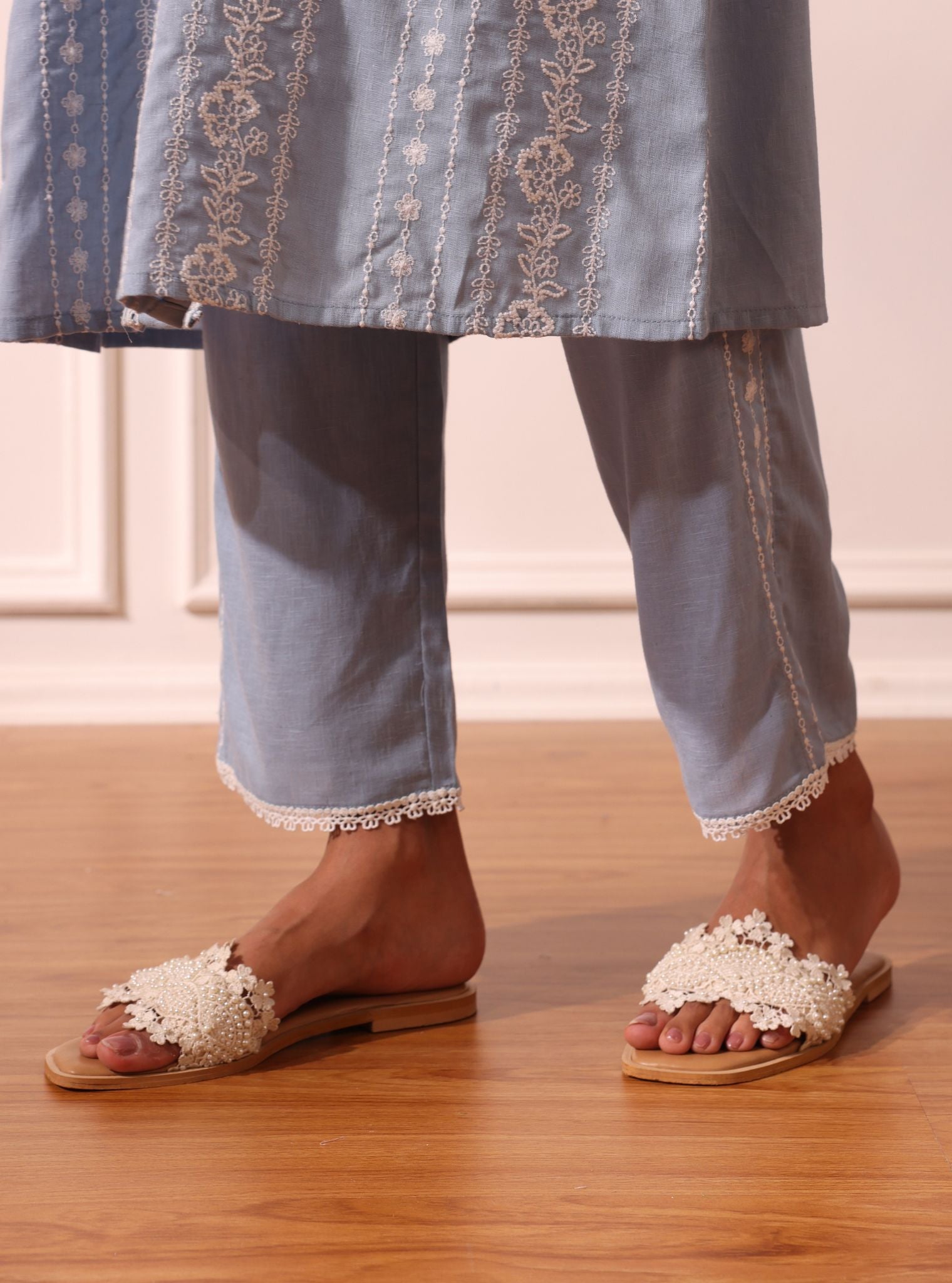 Mulmul Zeba Off white Vegan Flats