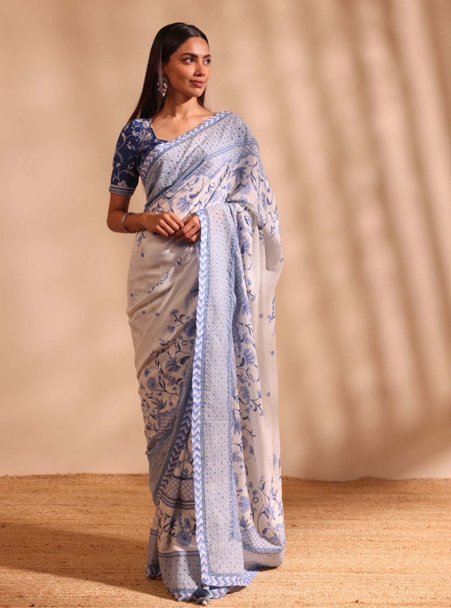 Niri Lawn White Saree
