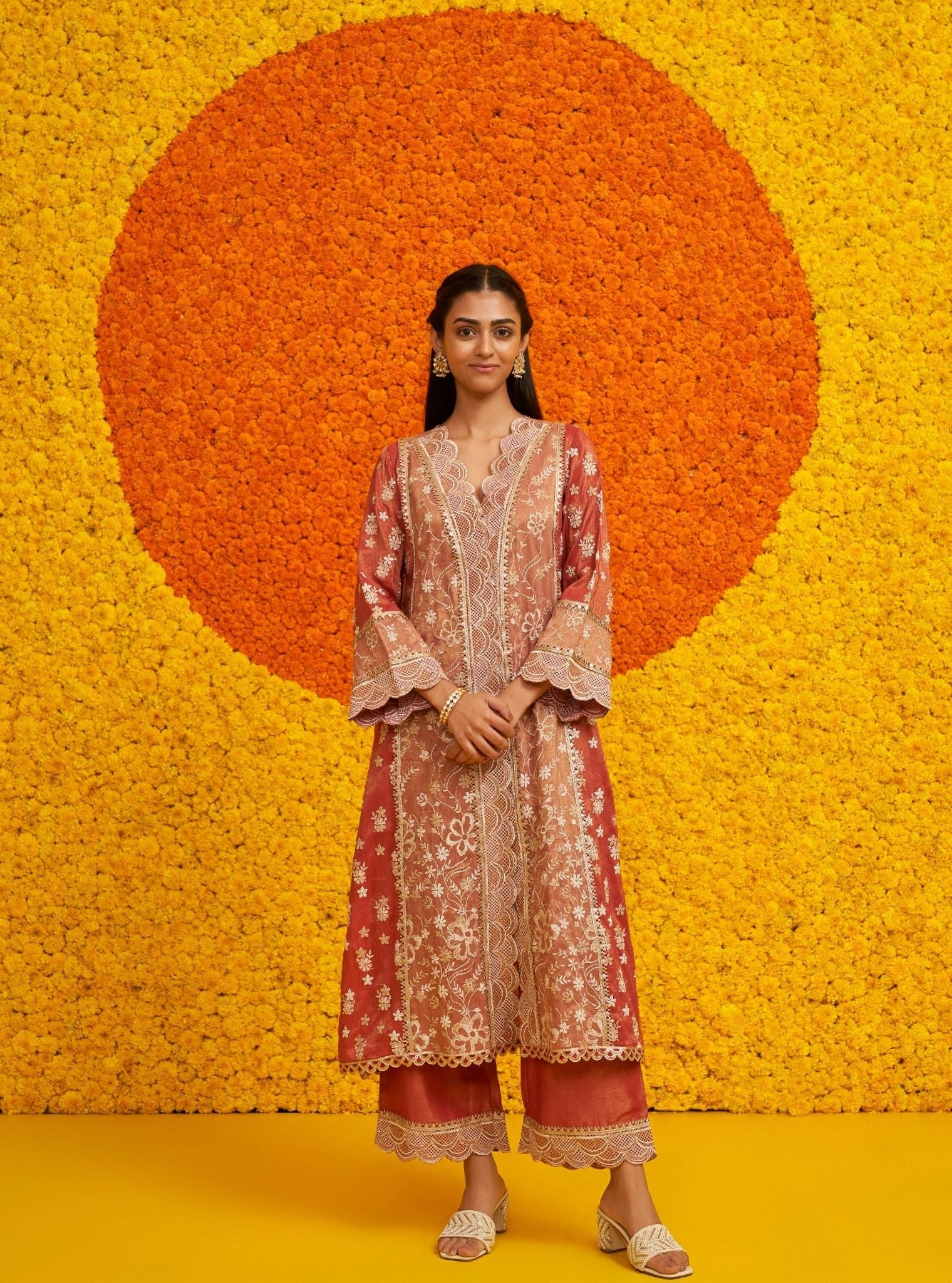 Sadke Tissue Linen Satin Red Kurta Set