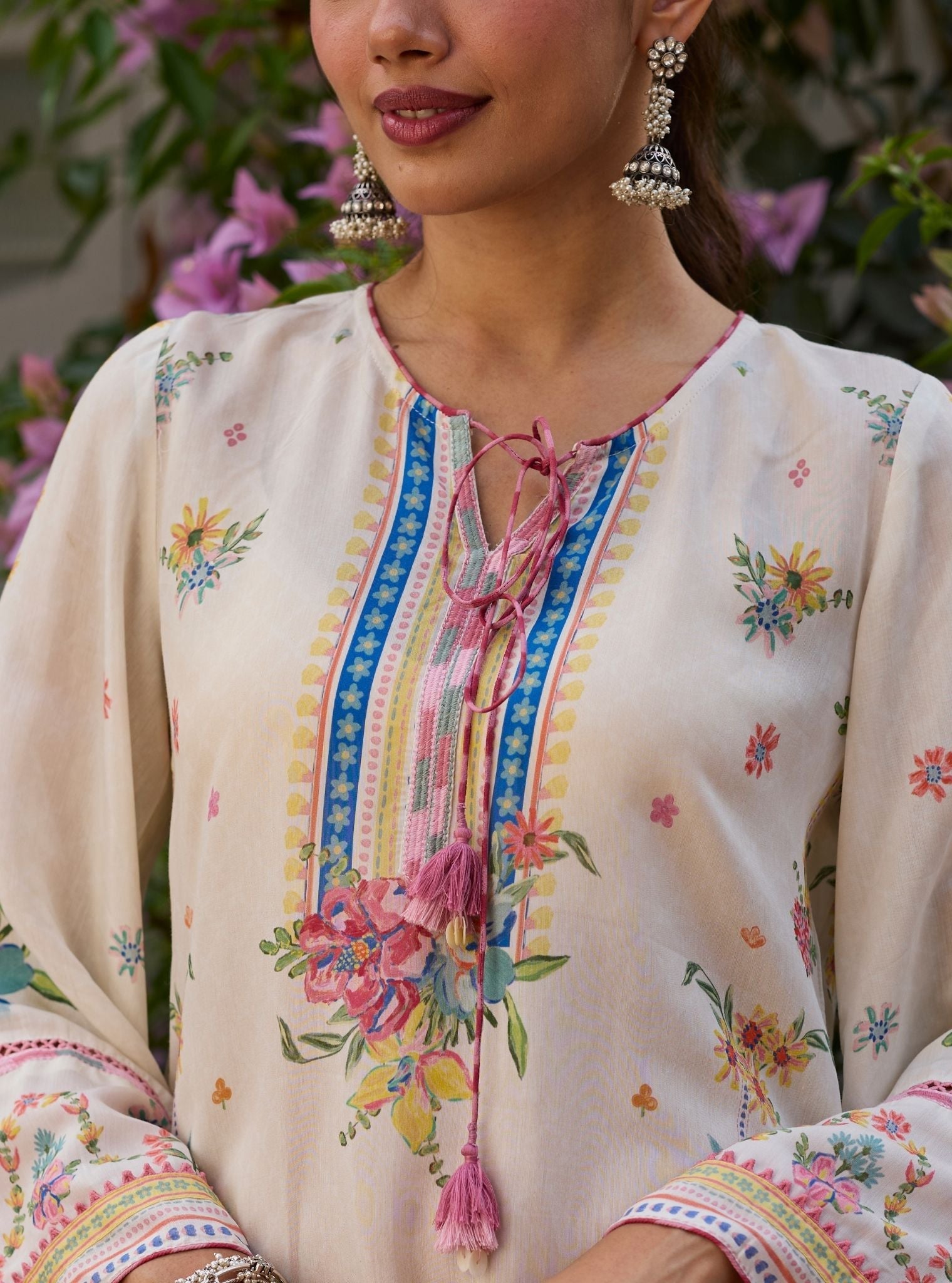 Enaara Lawn Off White Kurta Set
