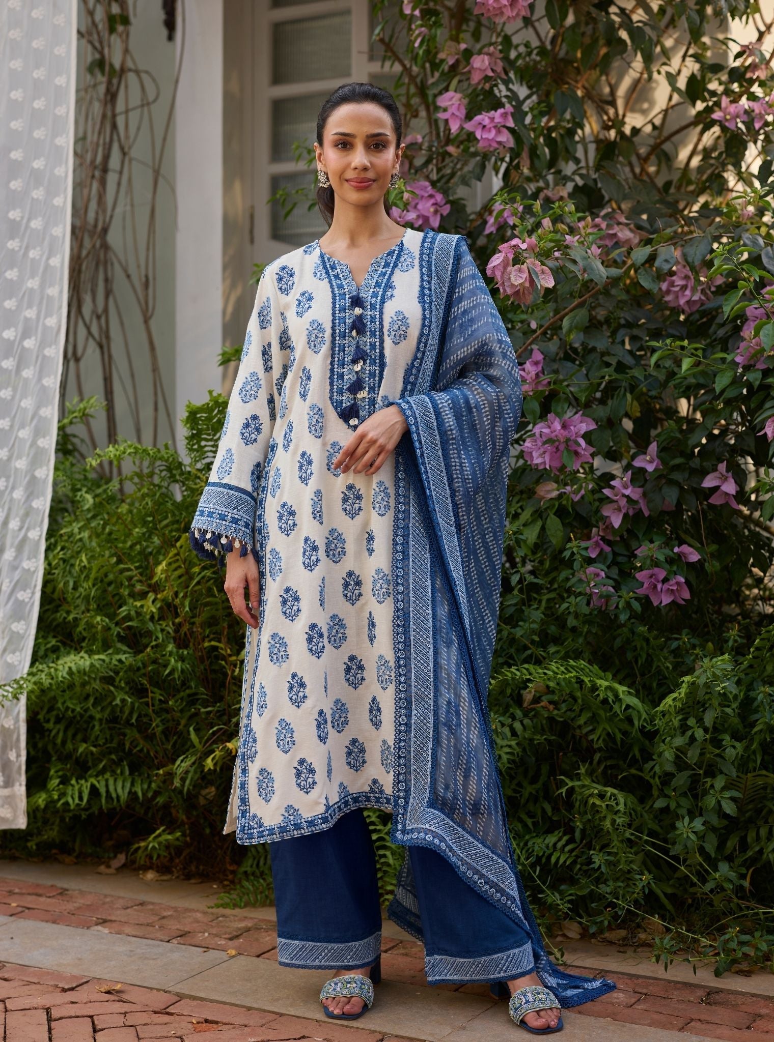 Lume Linen Off White Kurta Set