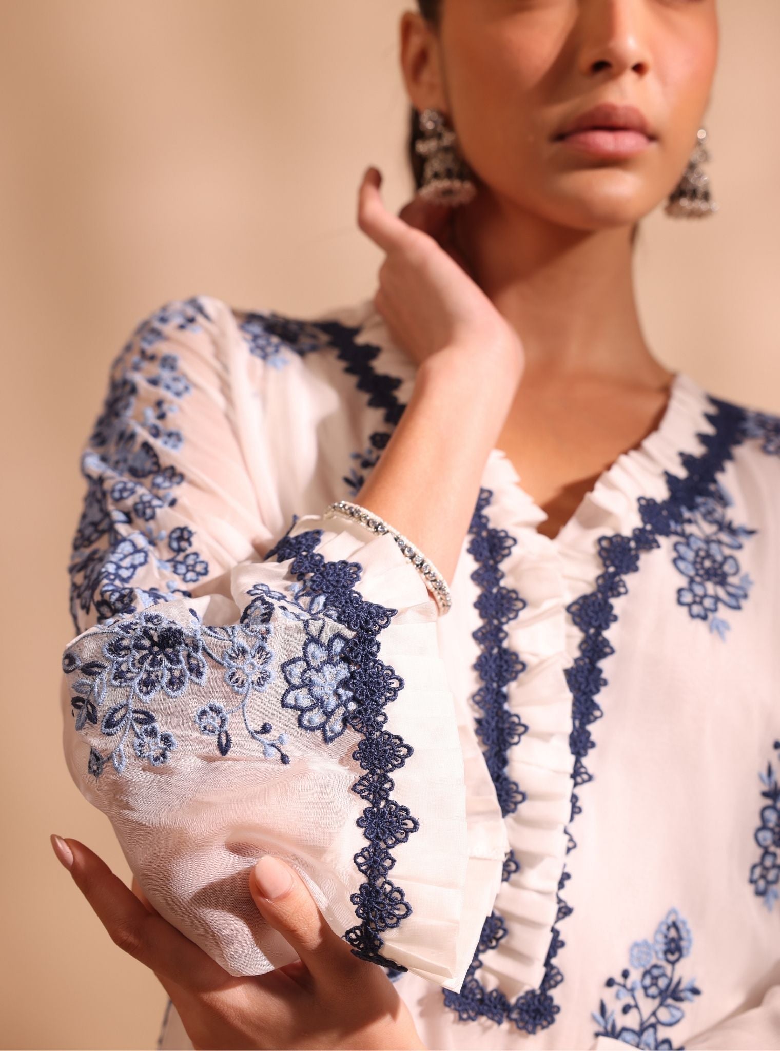 Valara Organza White Kurta Set