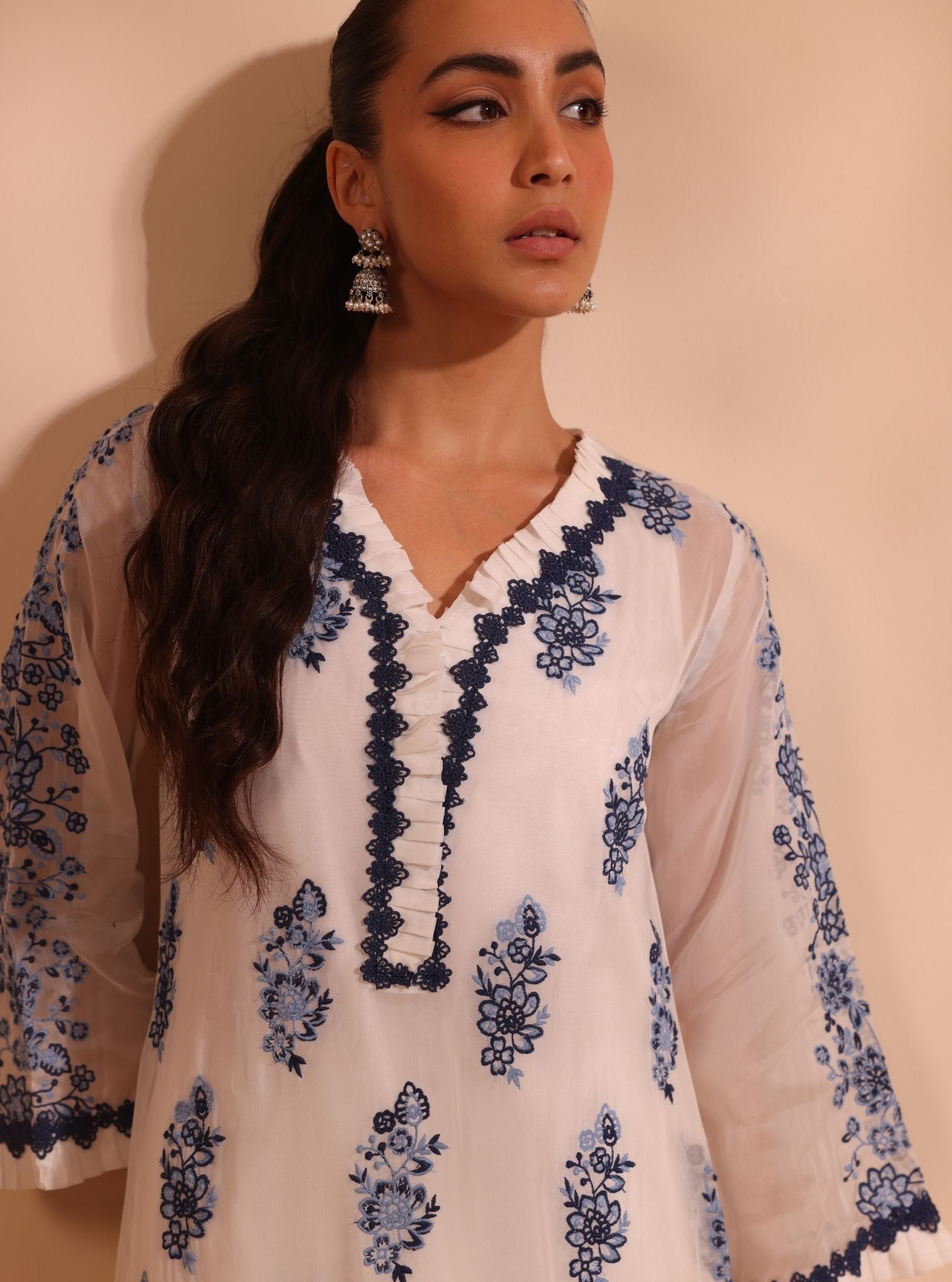 Valara Organza White Kurta Set