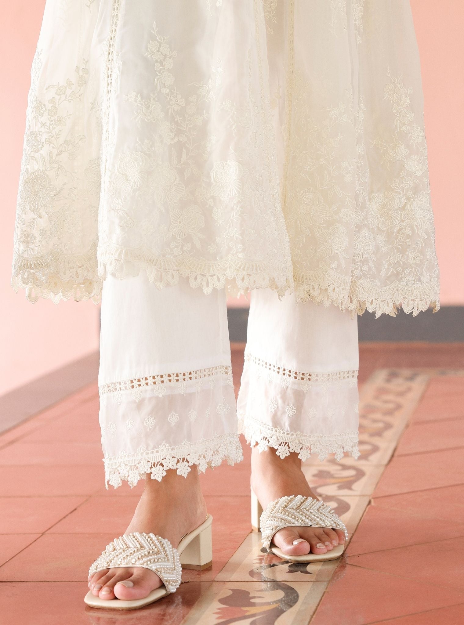 Neesa Organza White Anarkali Kurta Set