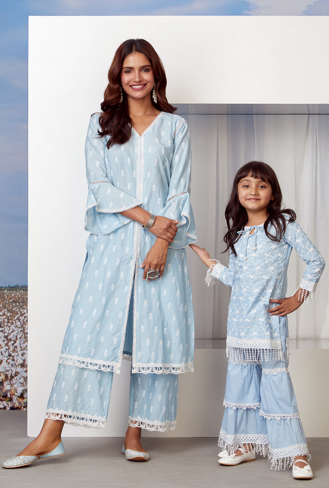 Mulmul Cotton Floret Kurta With Floret Pyajama