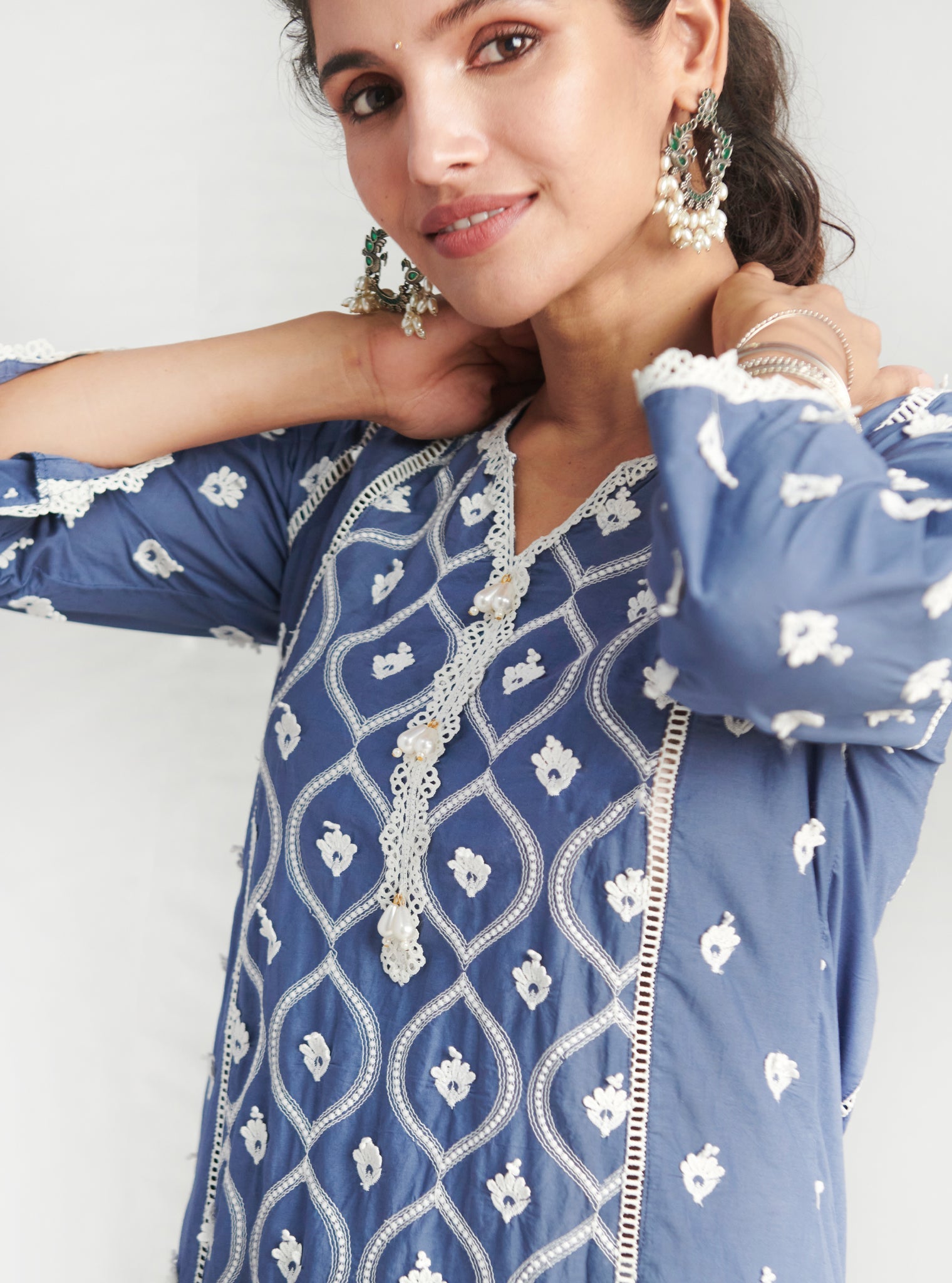 Mulmul Organza Rivona Navy kurta