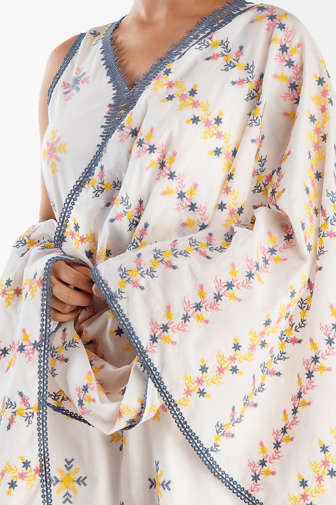 Mulmul Supima Cotton Botanica White Dupatta