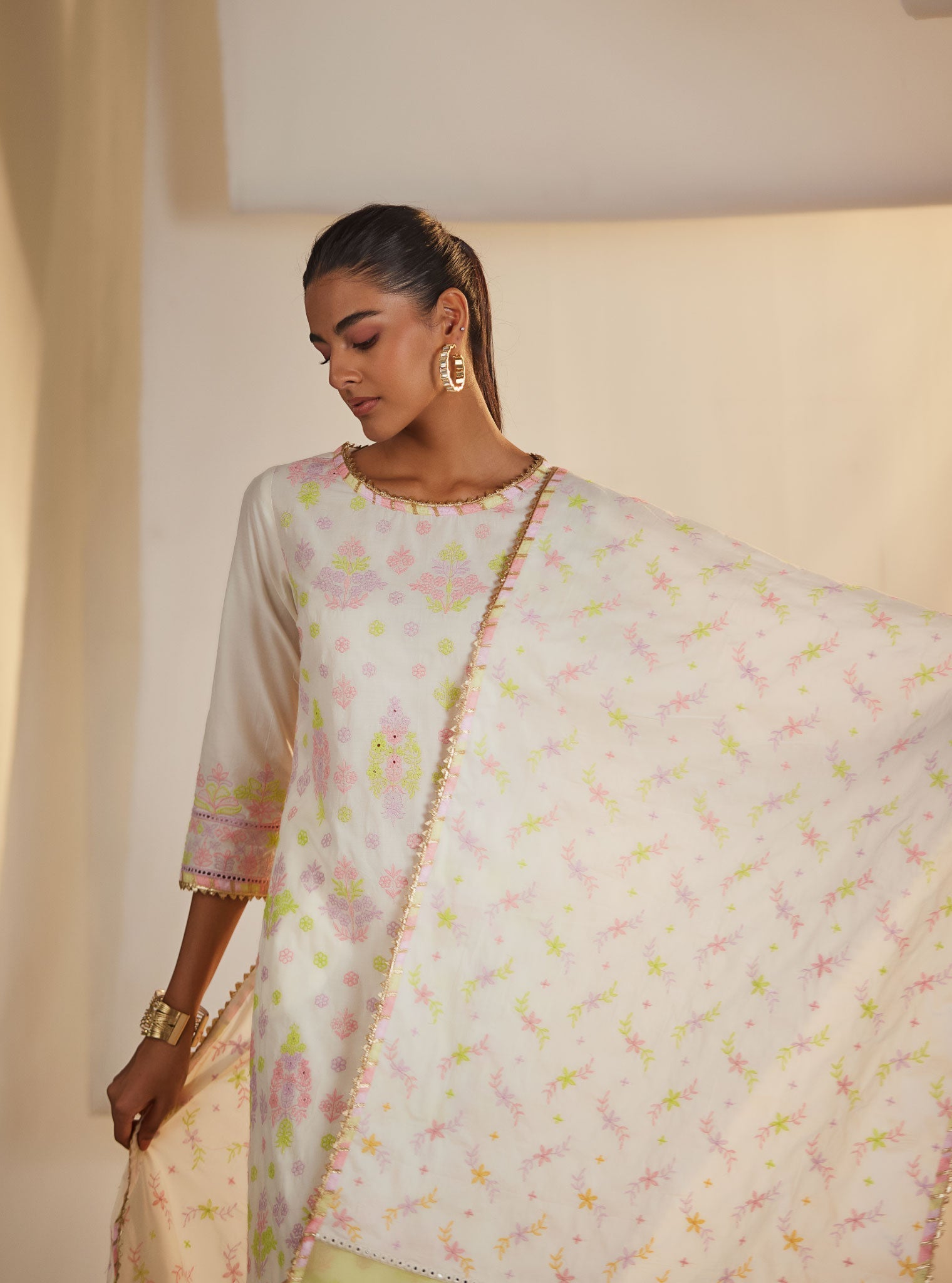 Zahava Supima Cotton Off White/Lilac Kurta Set