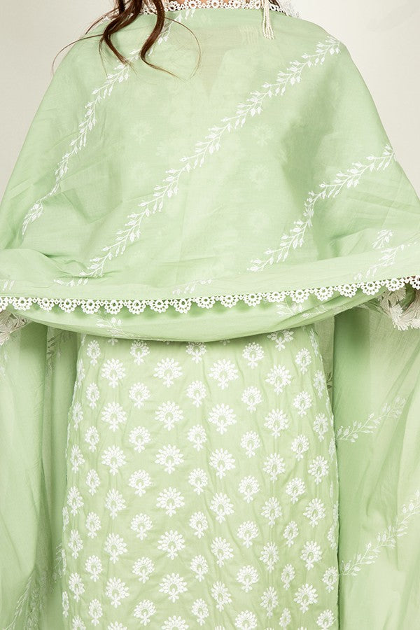 Daigonal Embroidered Chunni Green