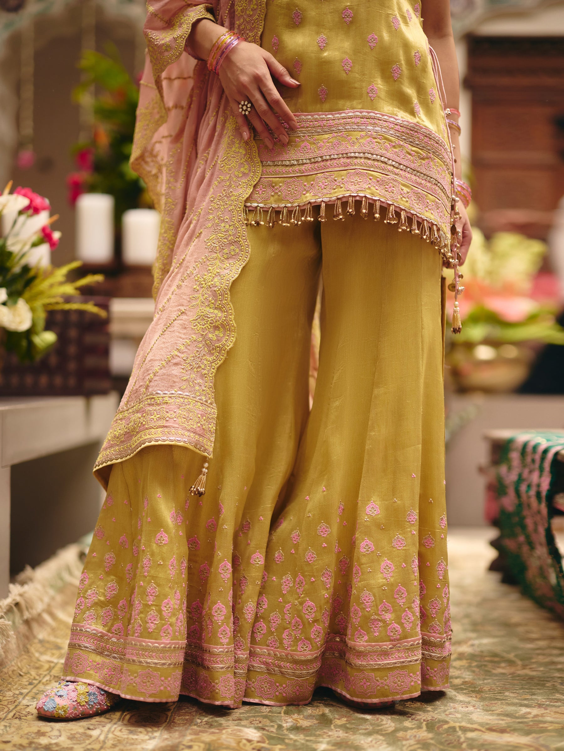 Jugal Bemberg Tissue Lime Kurta Set