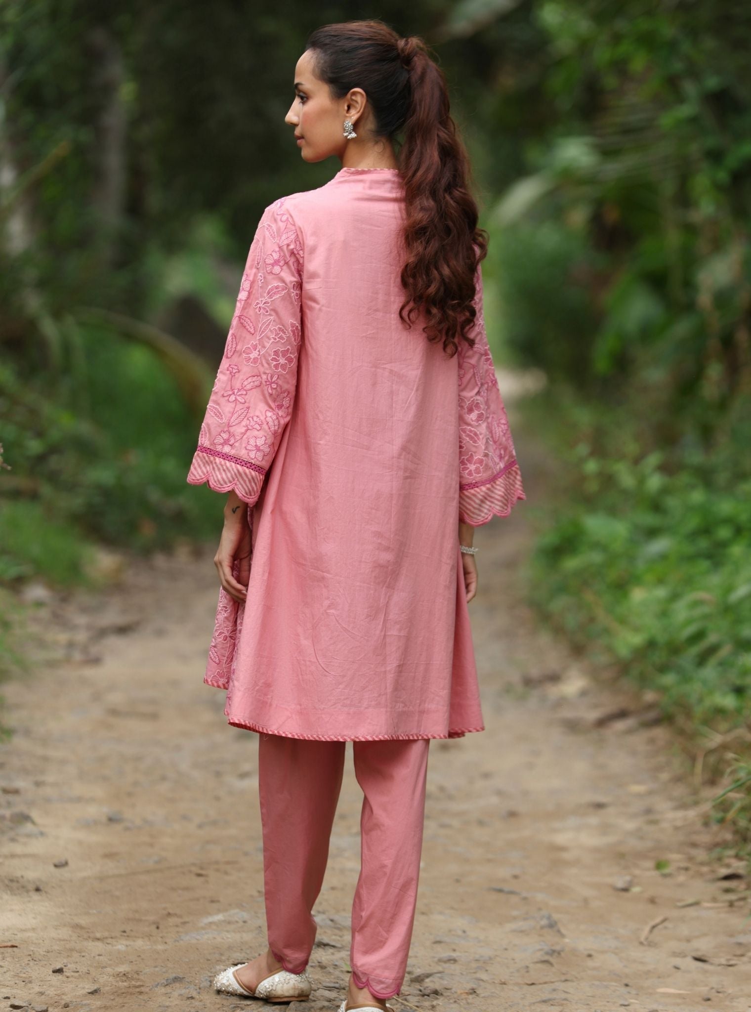 Mulmul Cotton Abia Salmon Pink kurta With Mulmul Cotton Abia Salmon Pink Dhoti Pant