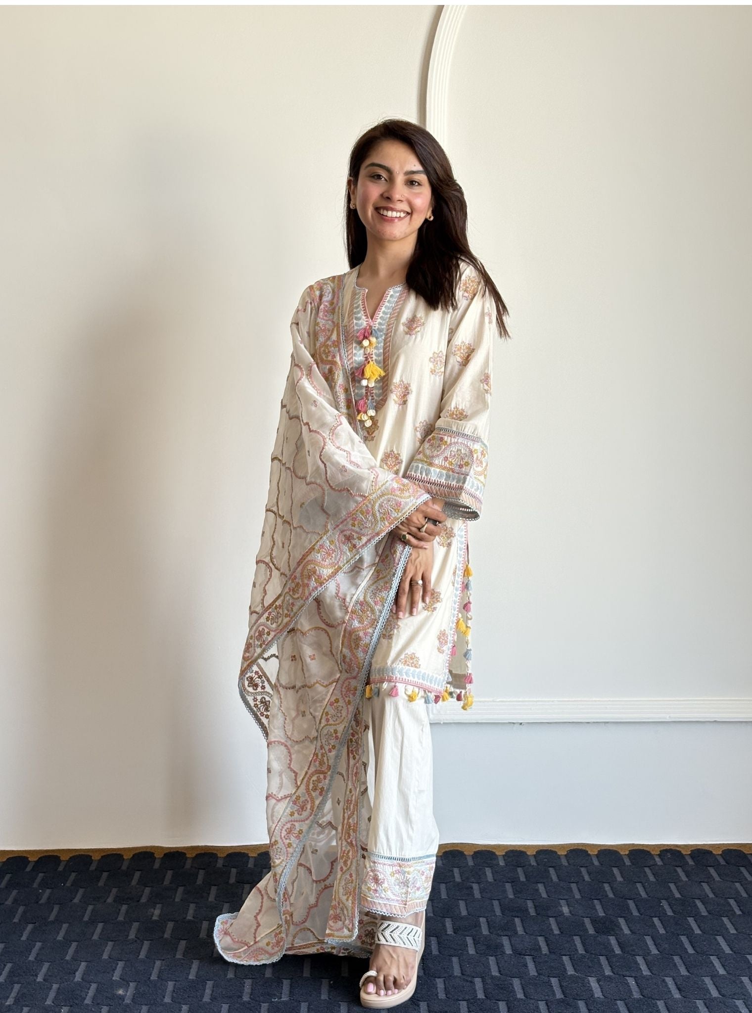 Amoli Supima Cotton Off White Kurta Set