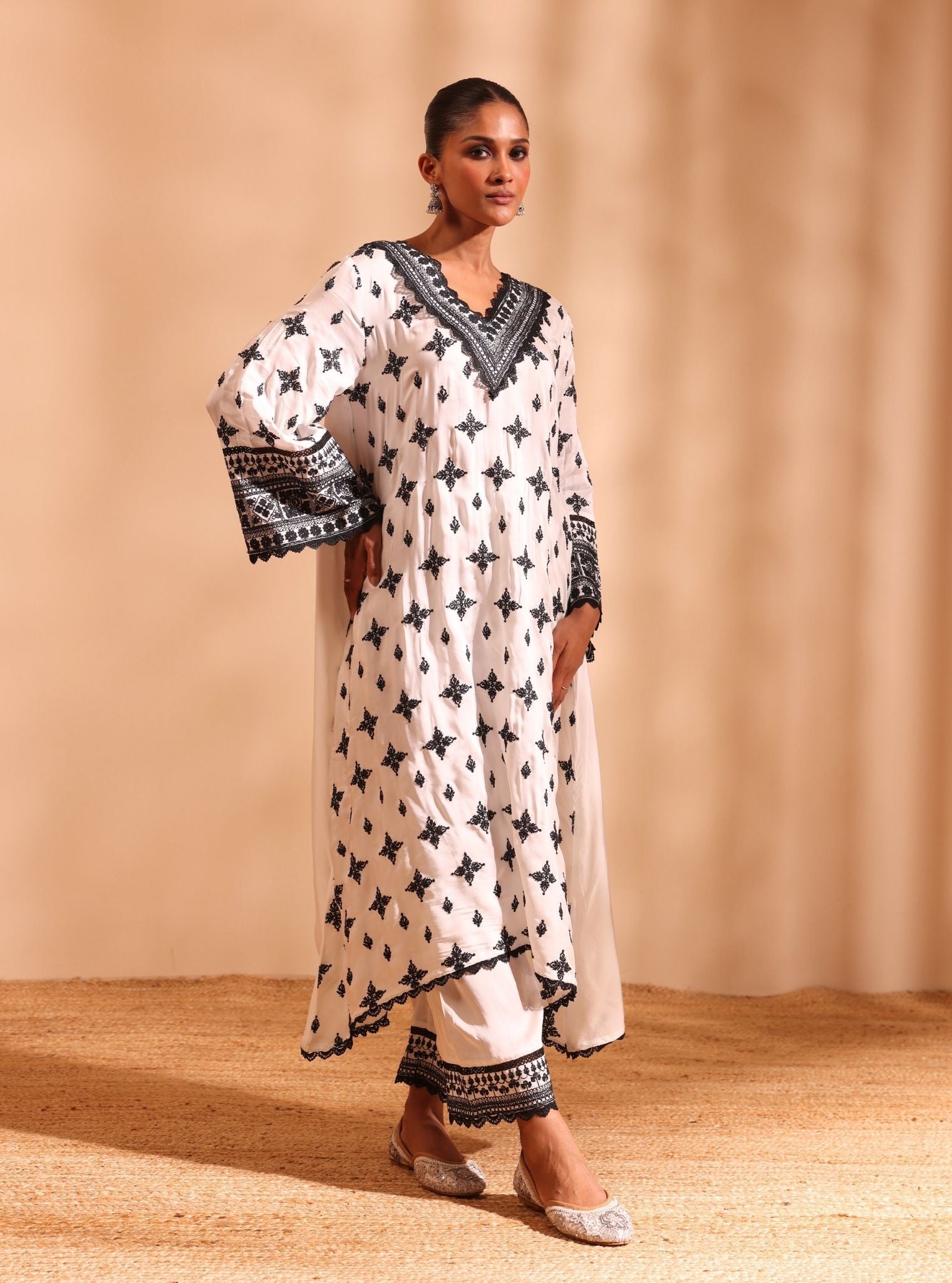 Anni Cupro Satin Off White Kurta Set