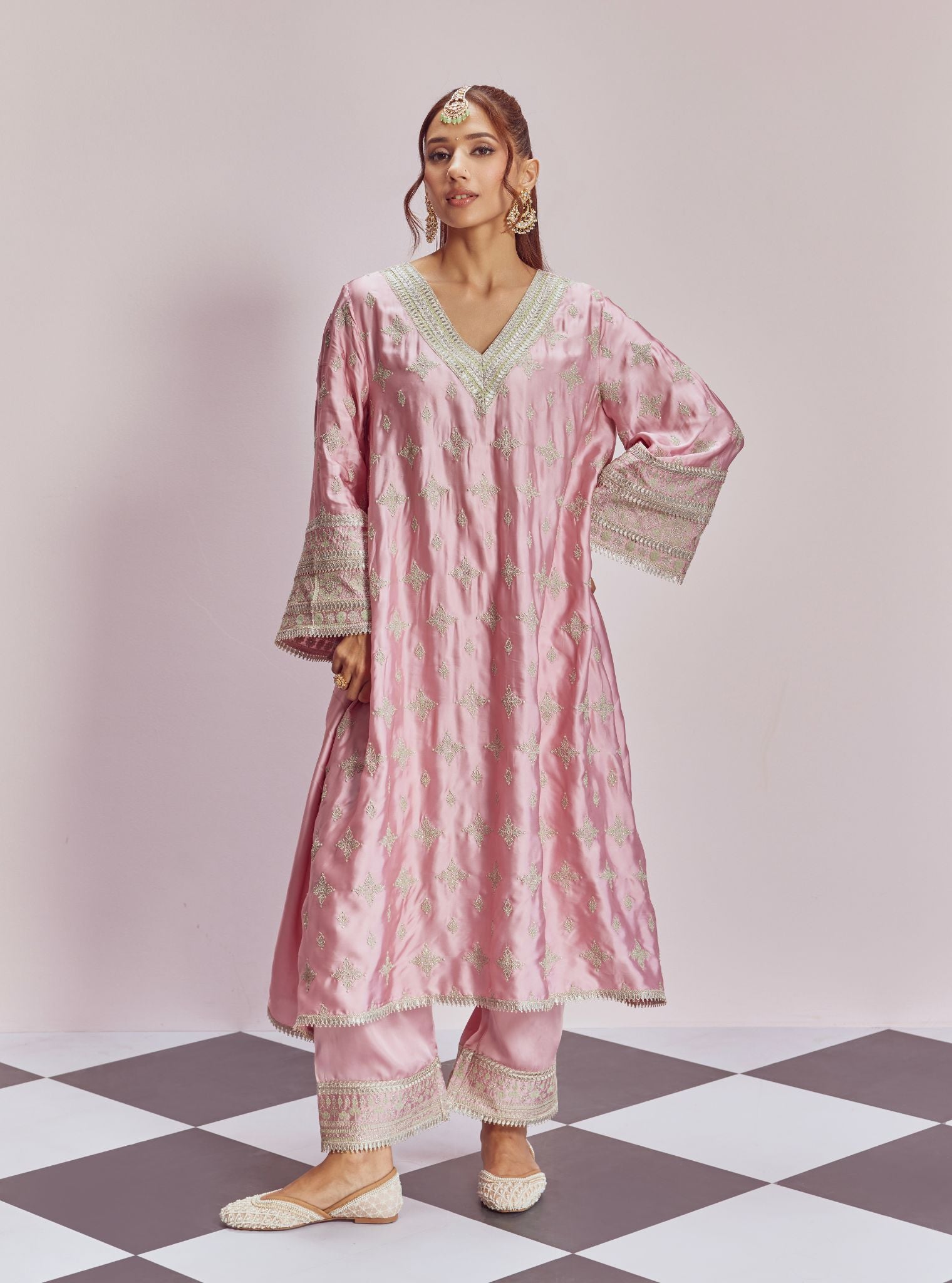 Mulmul Cupro Satin Anni Onion Pink Kurta With Mulmul Cupro Satin Anni Onion Pink Pant