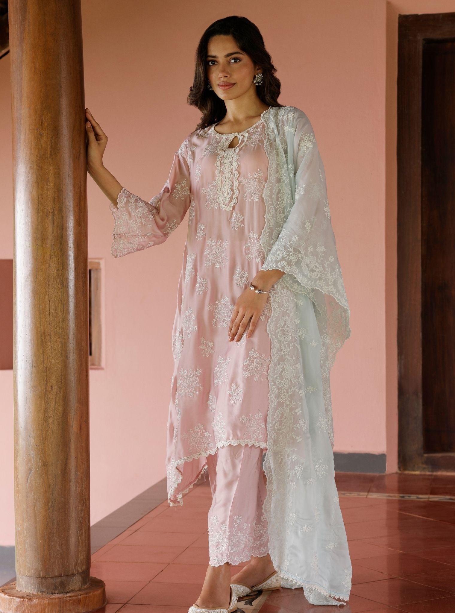 Aari Cupro Satin Onion Pink Kurta Set