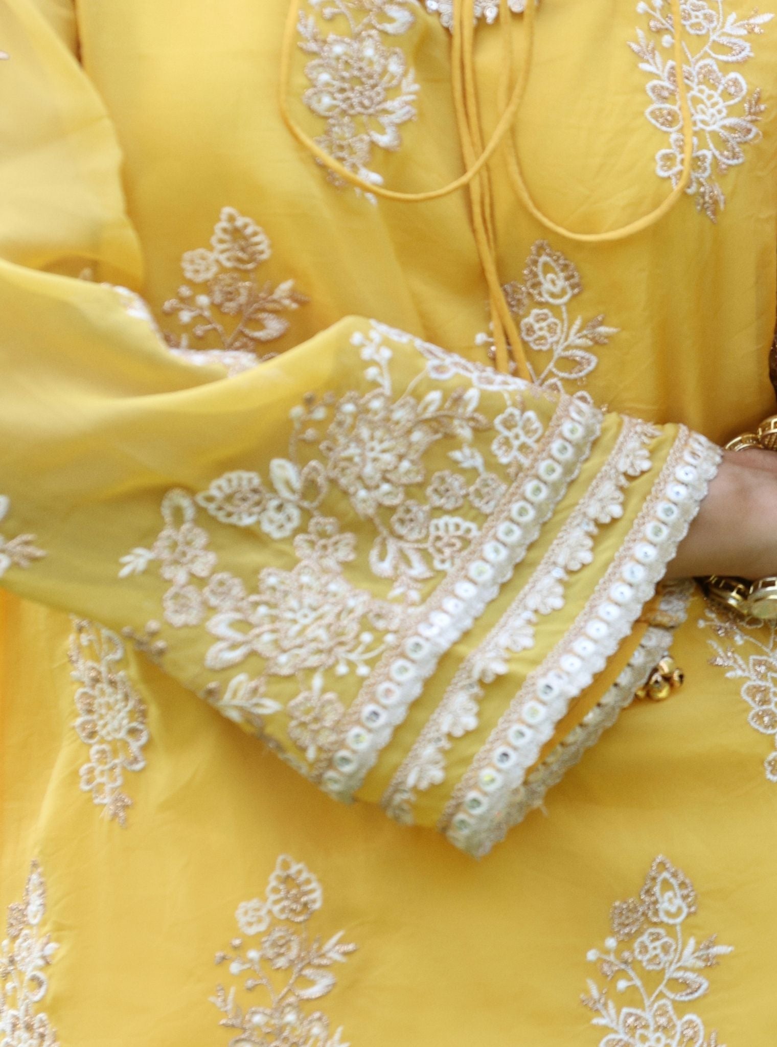 Khwab Organza Yellow Kurta Set