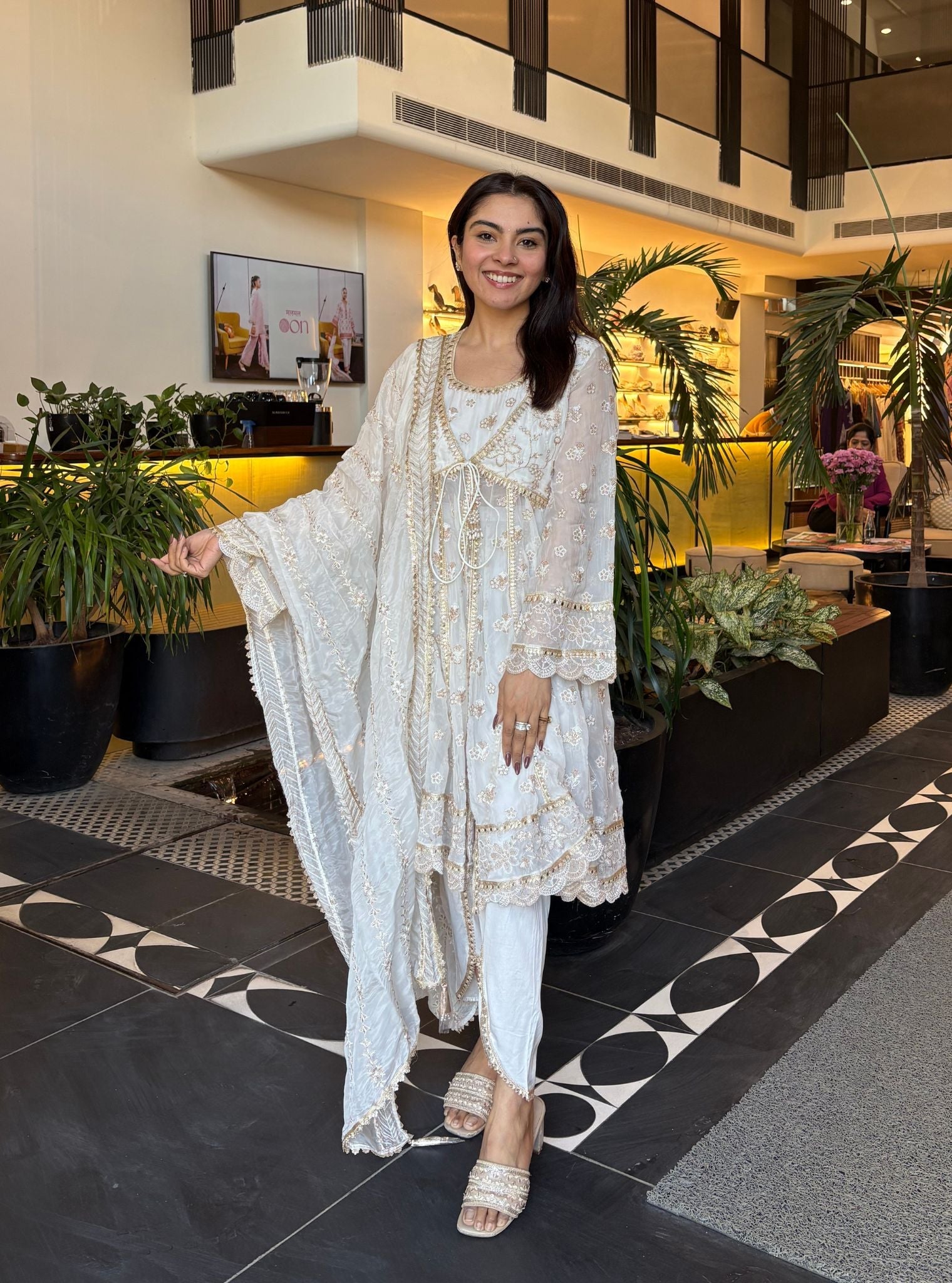 Gaatha Organza Off White Short Anarkali Kurta Set