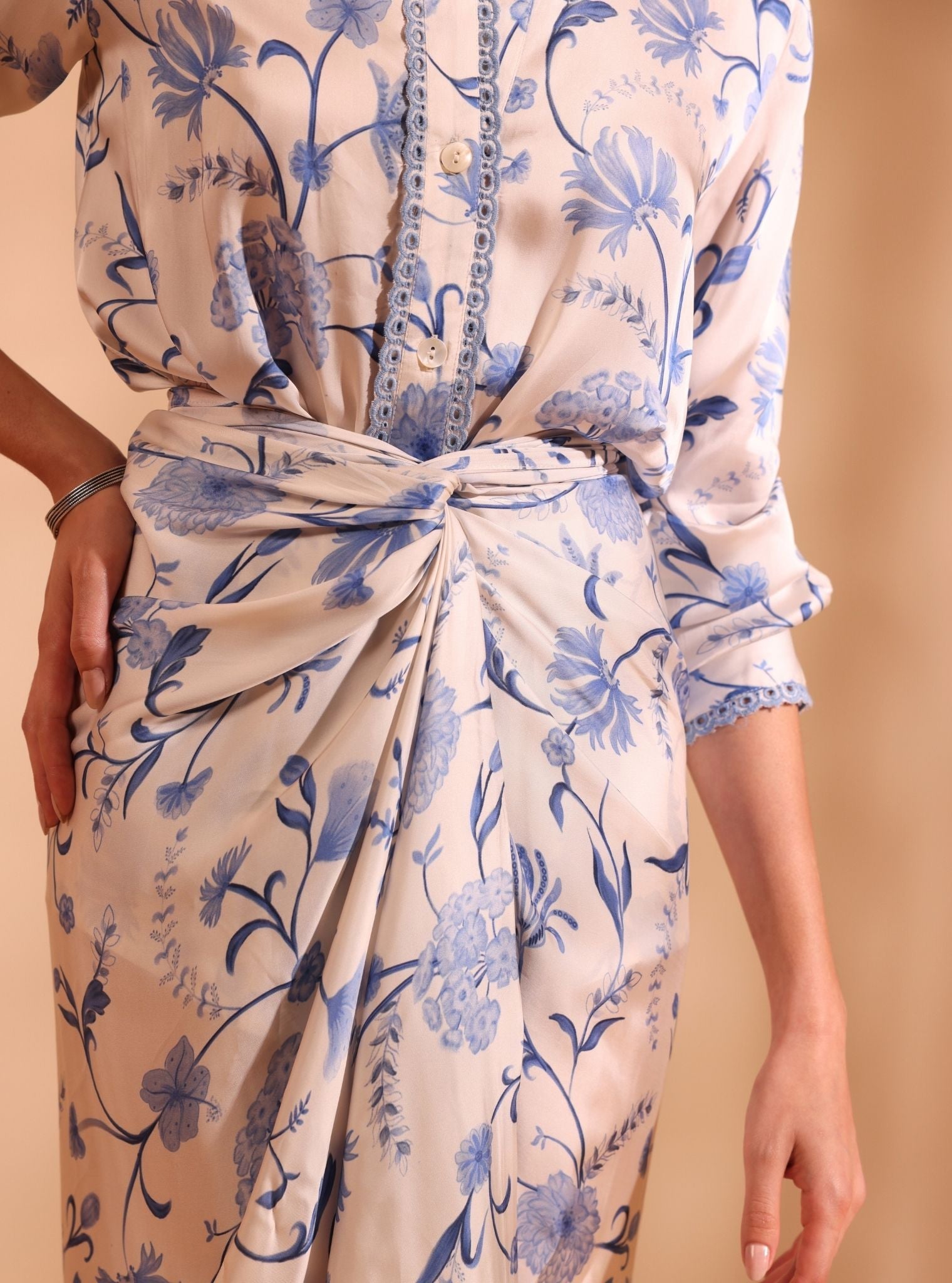 Hasi Cupro Satin Printed Off White Skirt set