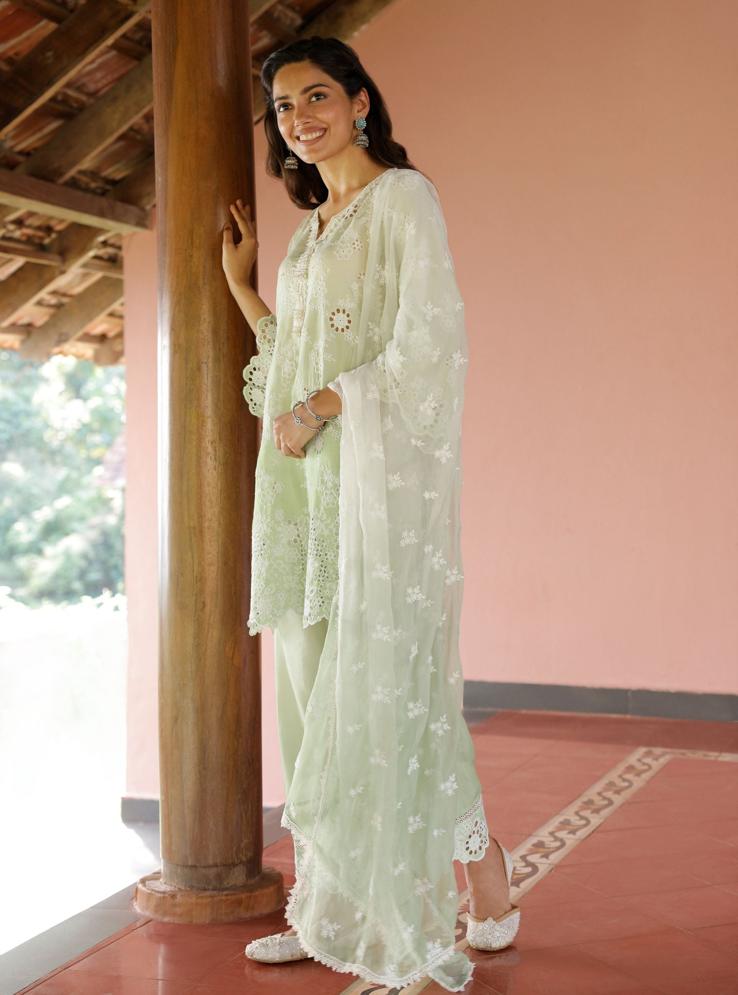Mulmul Ombre Lawn Jaithra Green Kurta With Mulmul Ombre Lawn Jaithra Green Pant