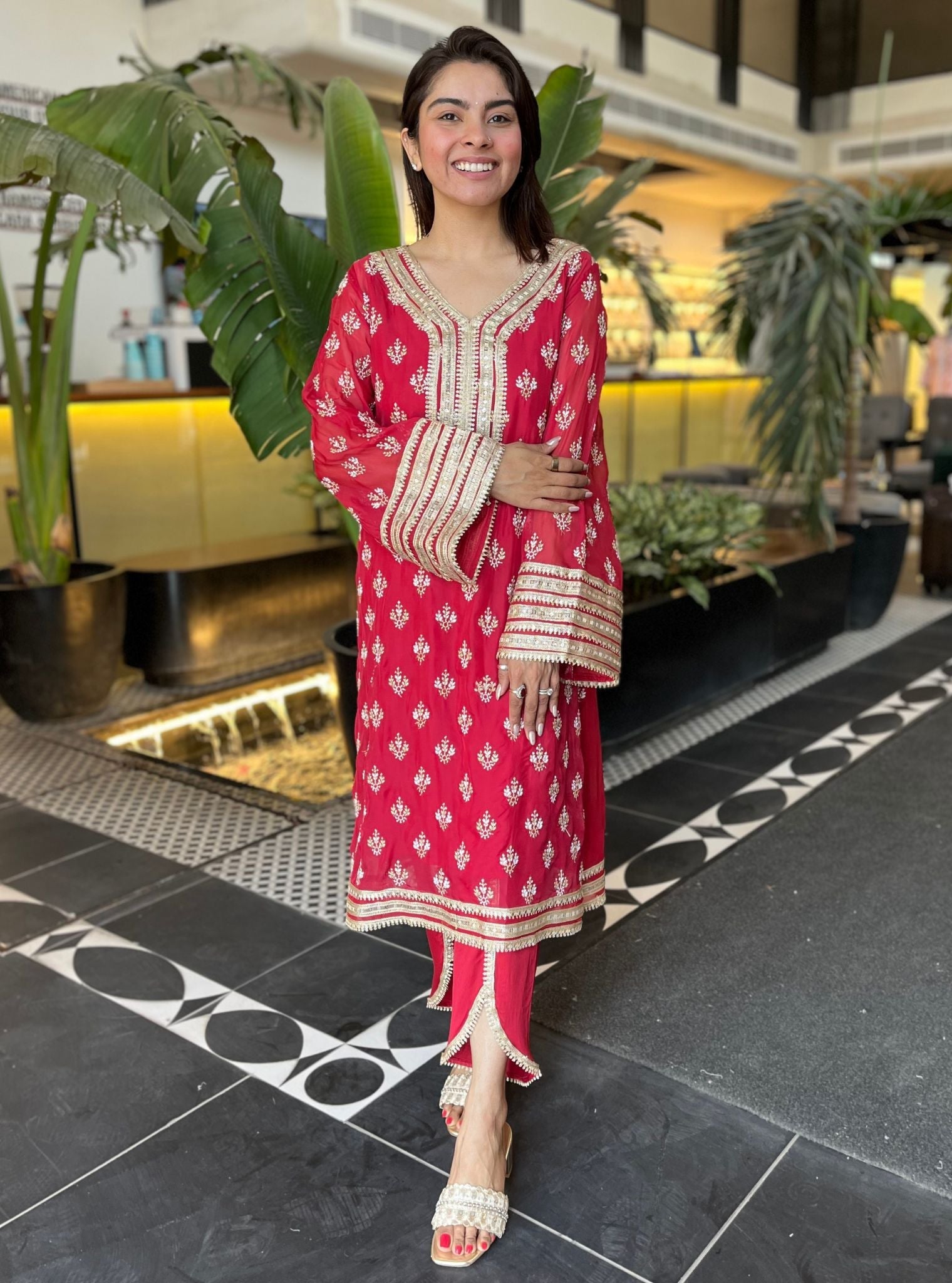 Nicia Organza Red Kurta Set