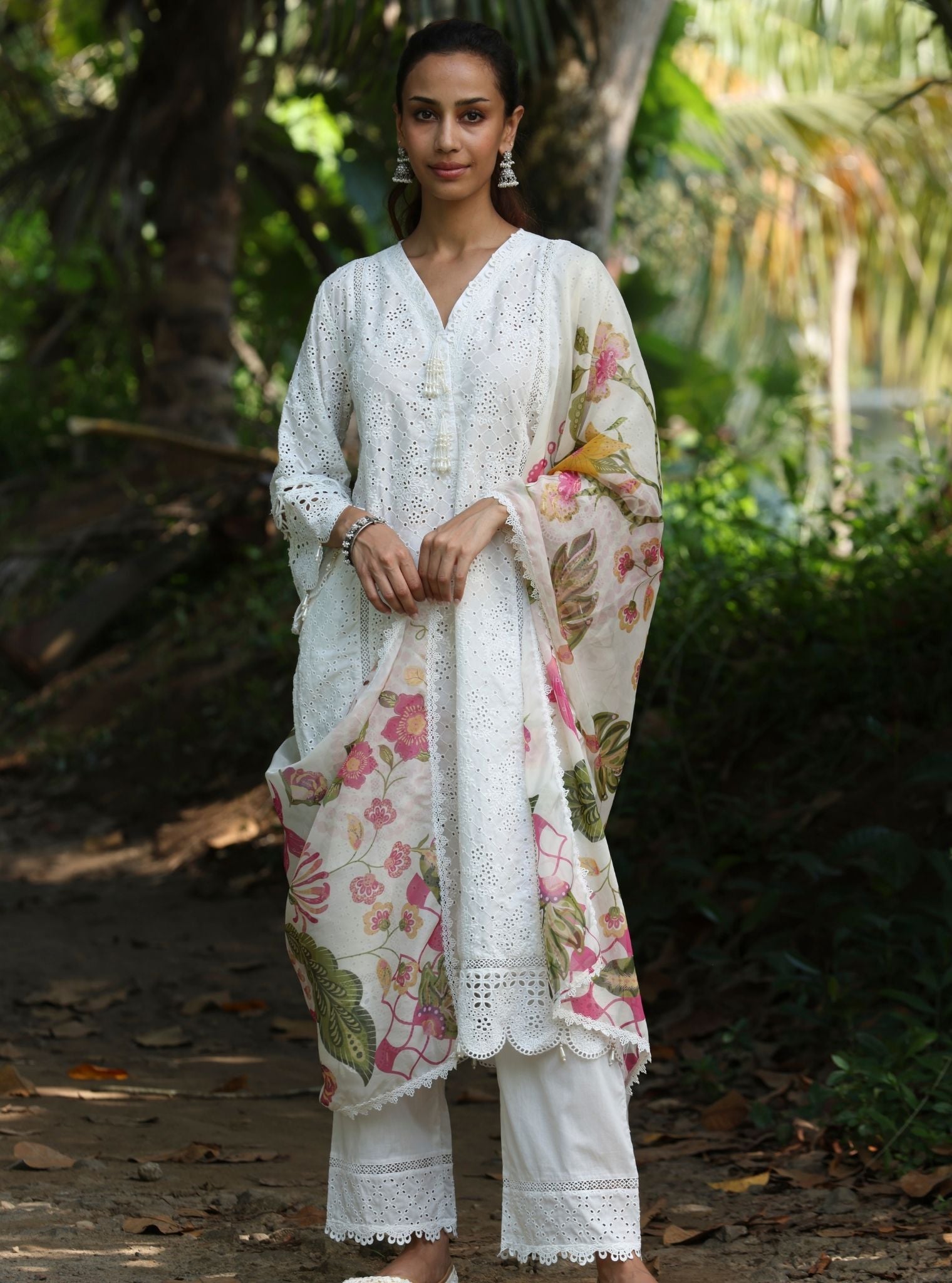 Mulmul Organza Printed Aaira Stark White Dupatta