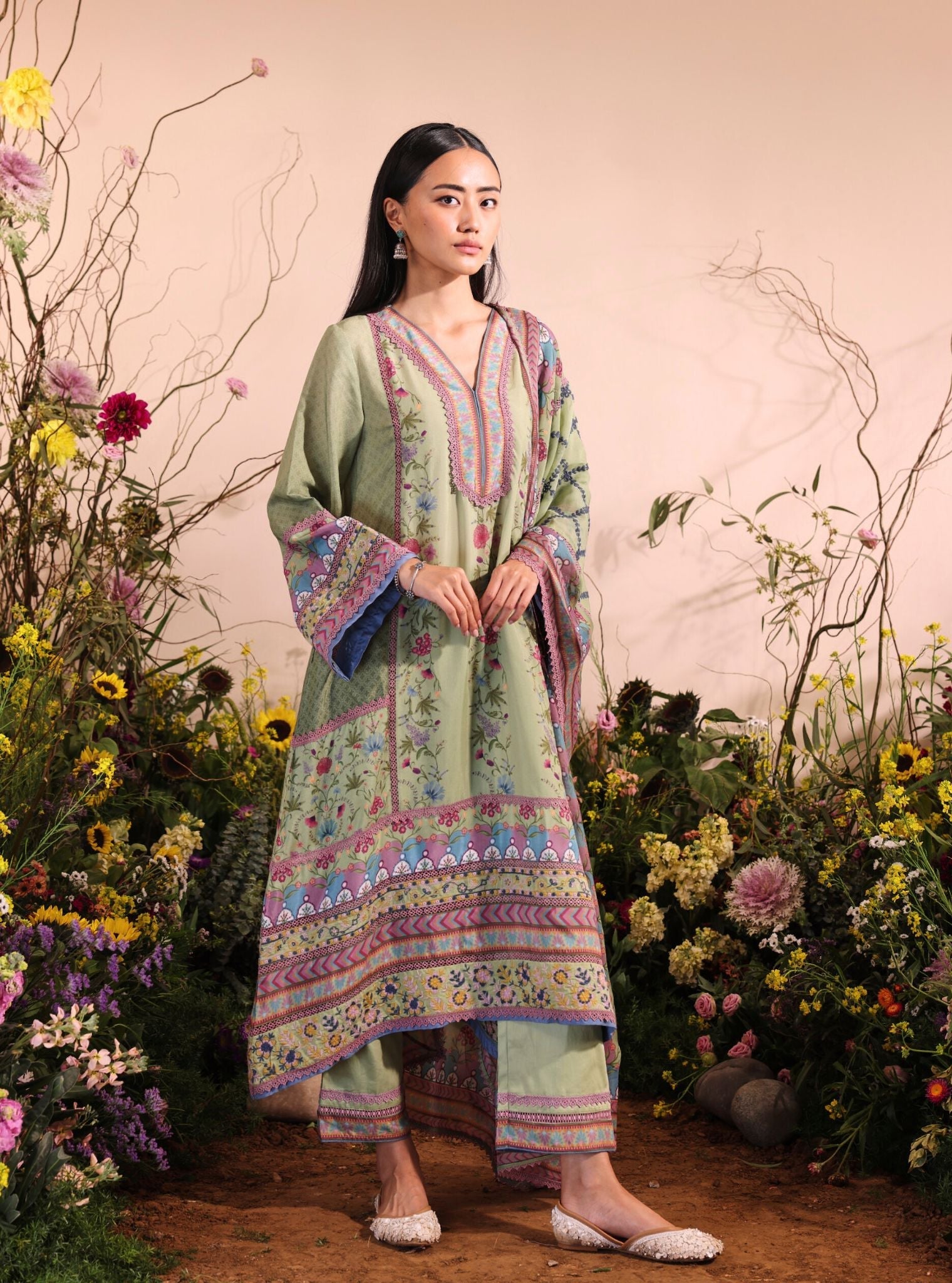 Mulmul Printed Ombre Lawn Yamini Green Kurta With Mulmul Printed Ombre Lawn Yamini Green Pant