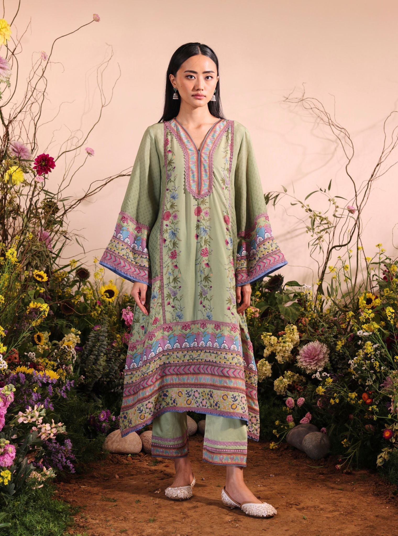 Mulmul Printed Ombre Lawn Yamini Green Kurta With Mulmul Printed Ombre Lawn Yamini Green Pant
