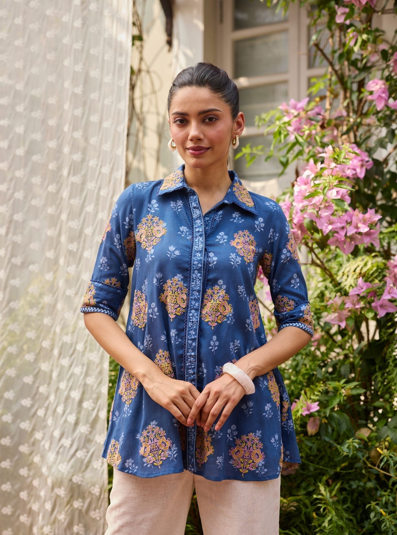 Eera Linen Printed Navy Shirt