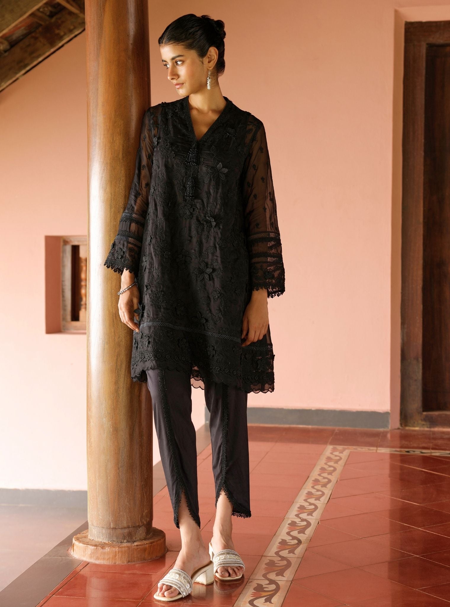 Uma Organza Black Kurta Set