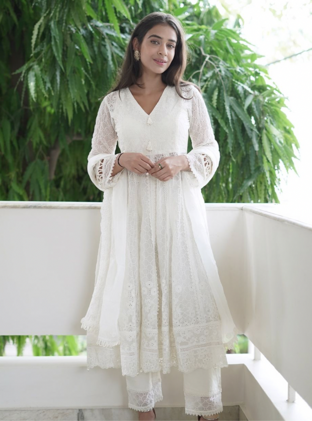 Ilaa Organza Off White Anarkali Kurta Set