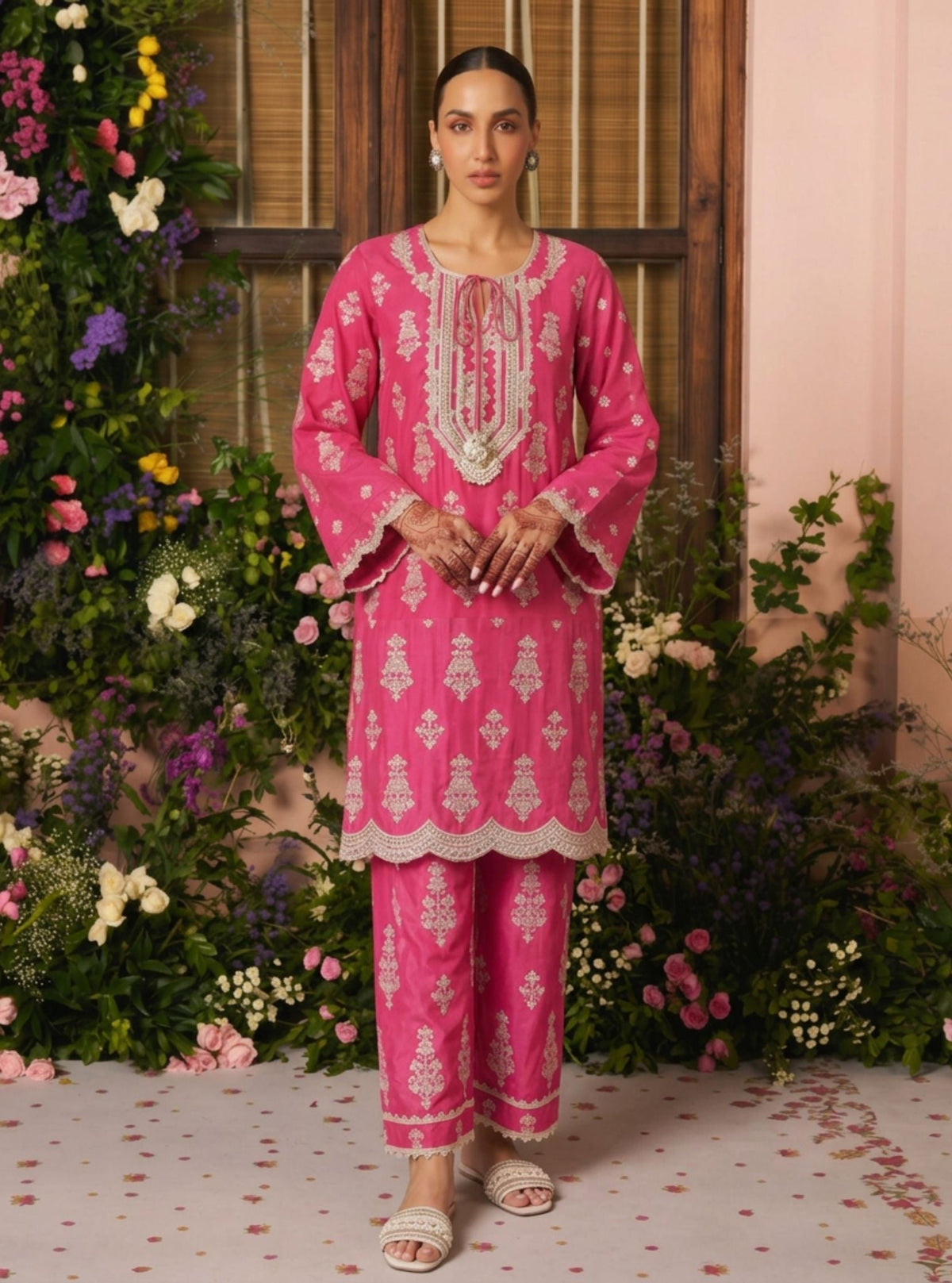 Intira Crepe Fuschia Kurta Set