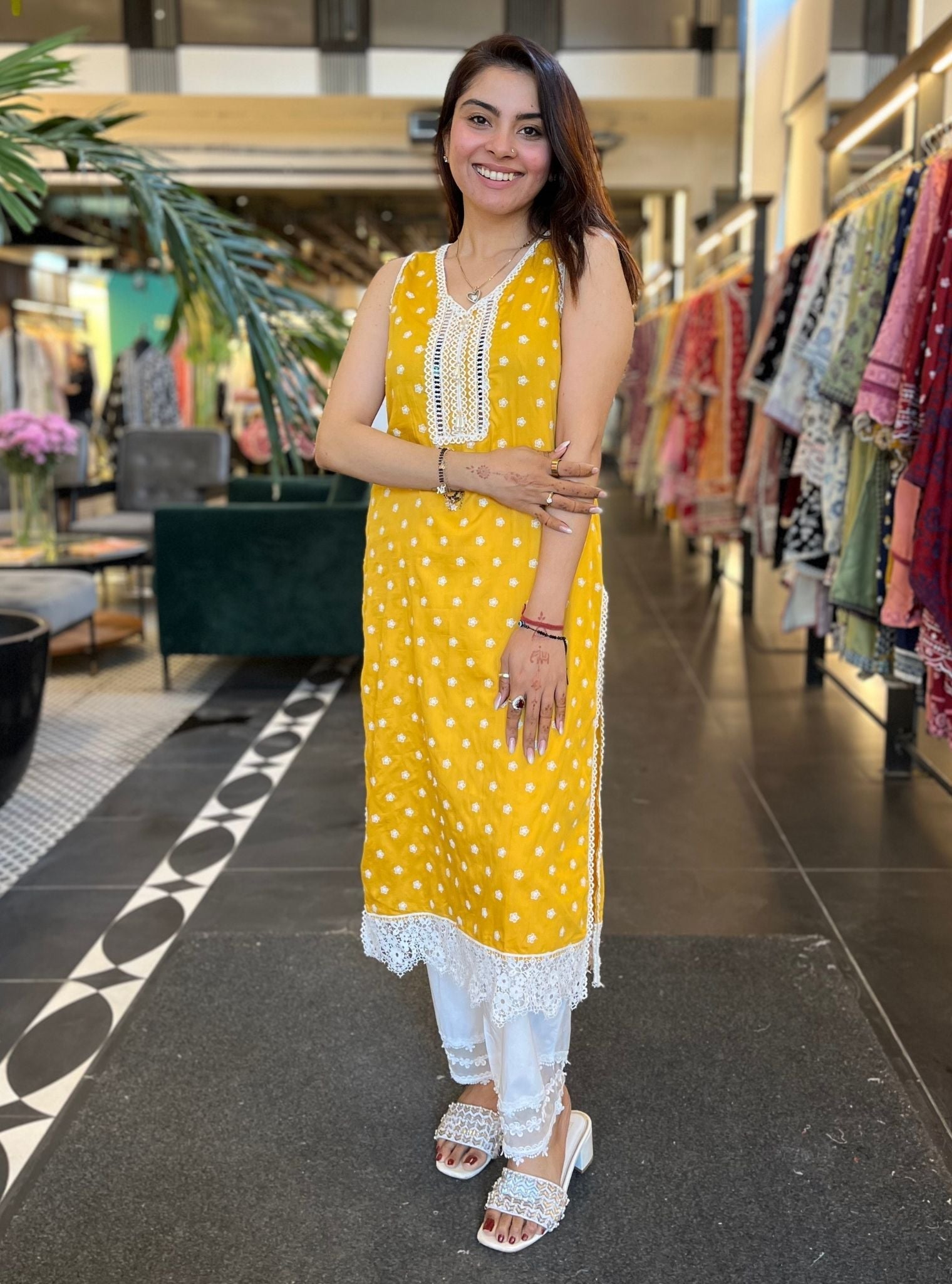 Mulmul Pima Paulie Yellow Kurta With Mulmul Cotton Rounded Hem White Pyajama