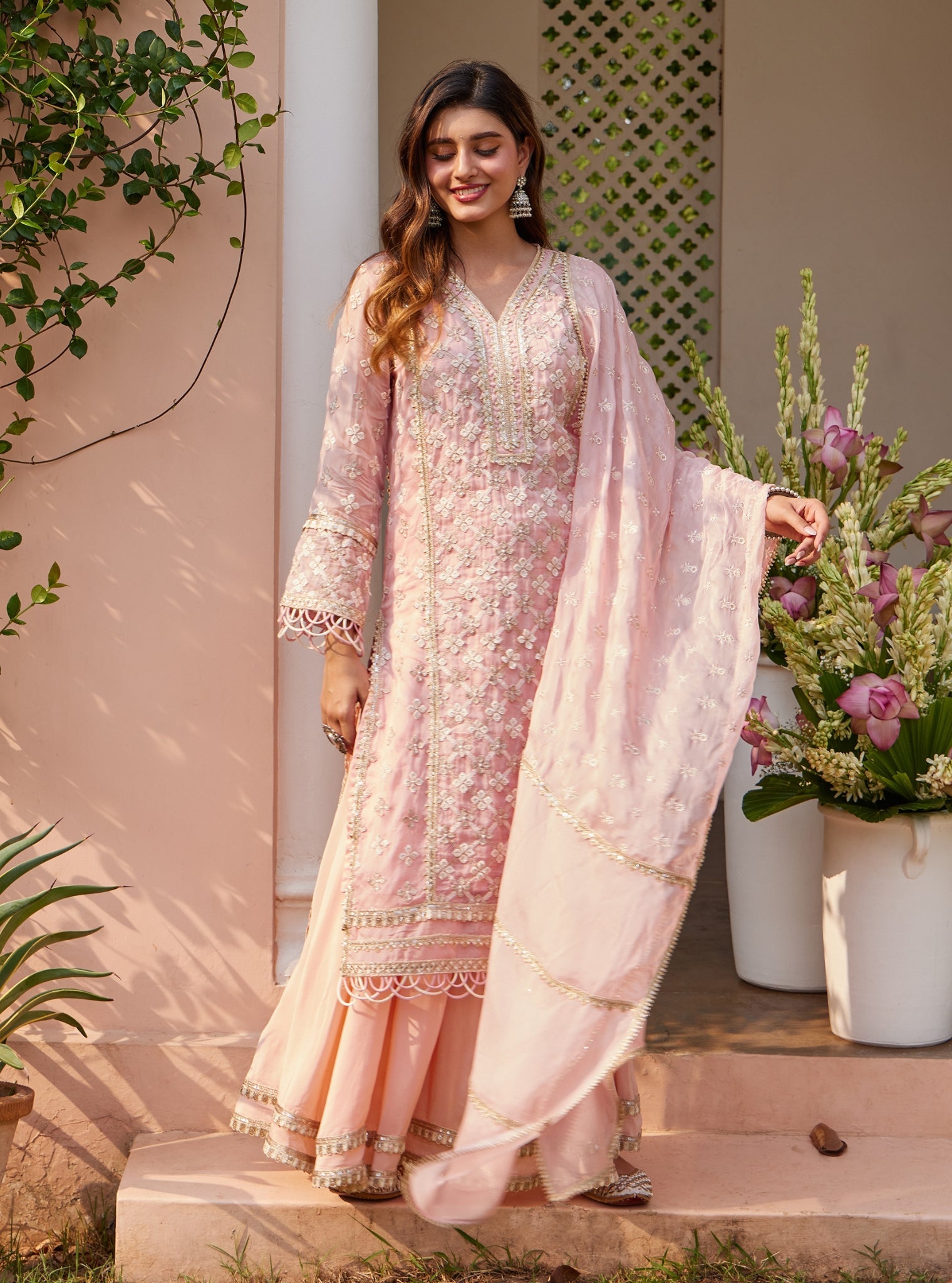 Mulmul Carvi Pink Dupatta