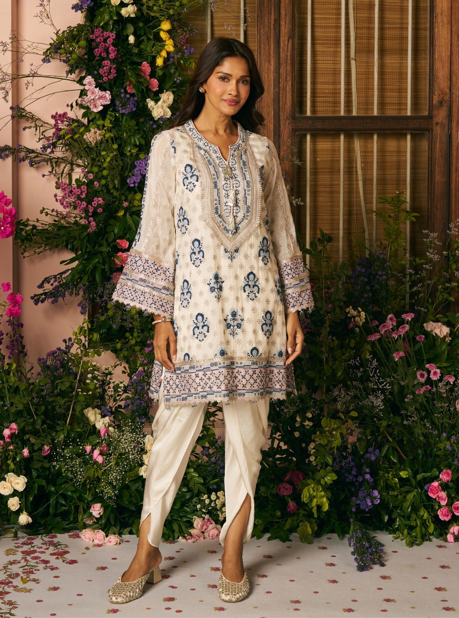 Asmi Organza Off White Kurta Set