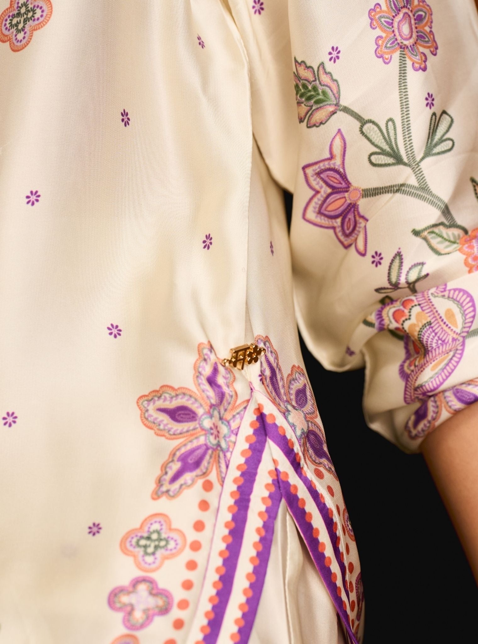 Mrina Cupro Satin Off White Shirt Set