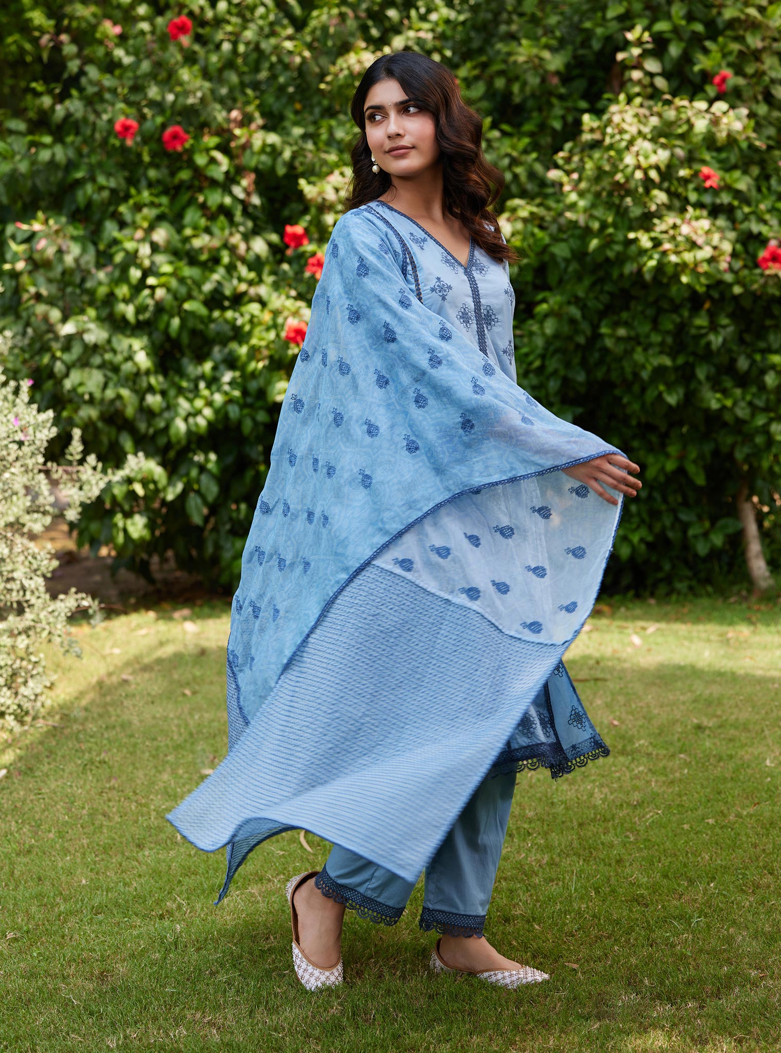 Mulmul Mehr Dark Blue Dupatta