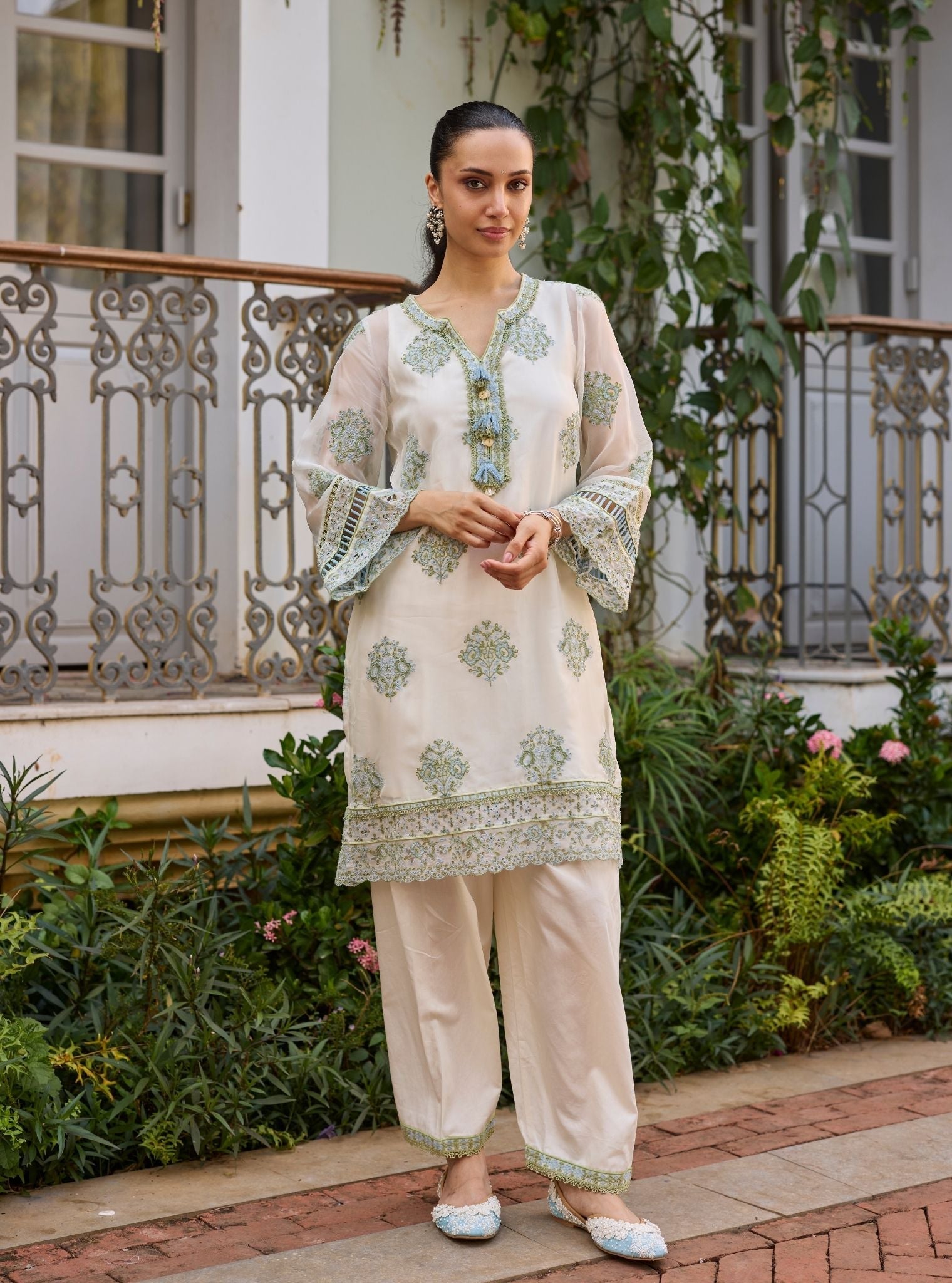 Suko Organza Off White Kurta Set