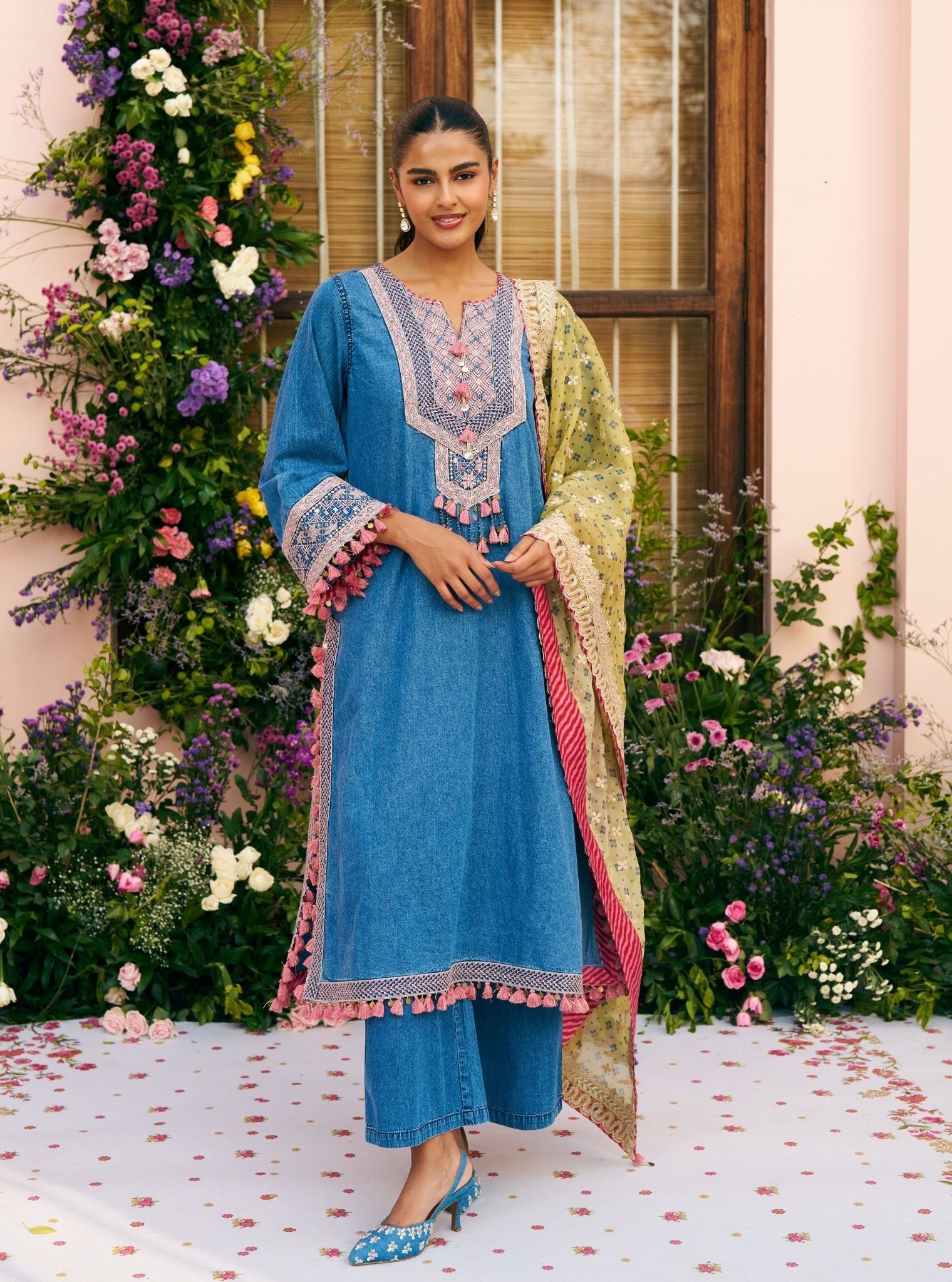 Vaadi Denim Kurta Set