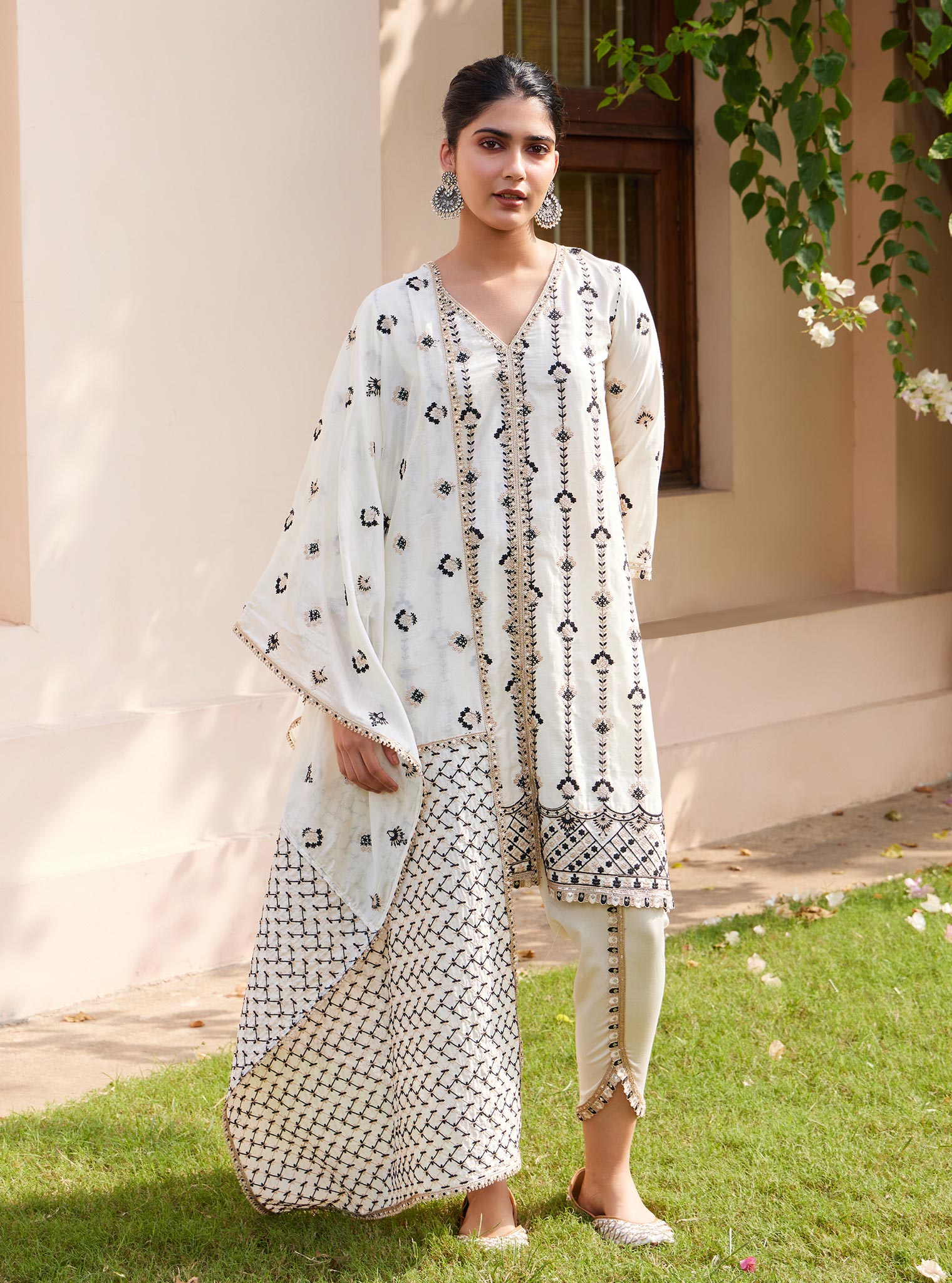 Suvasi Pima Off White Kurta Set
