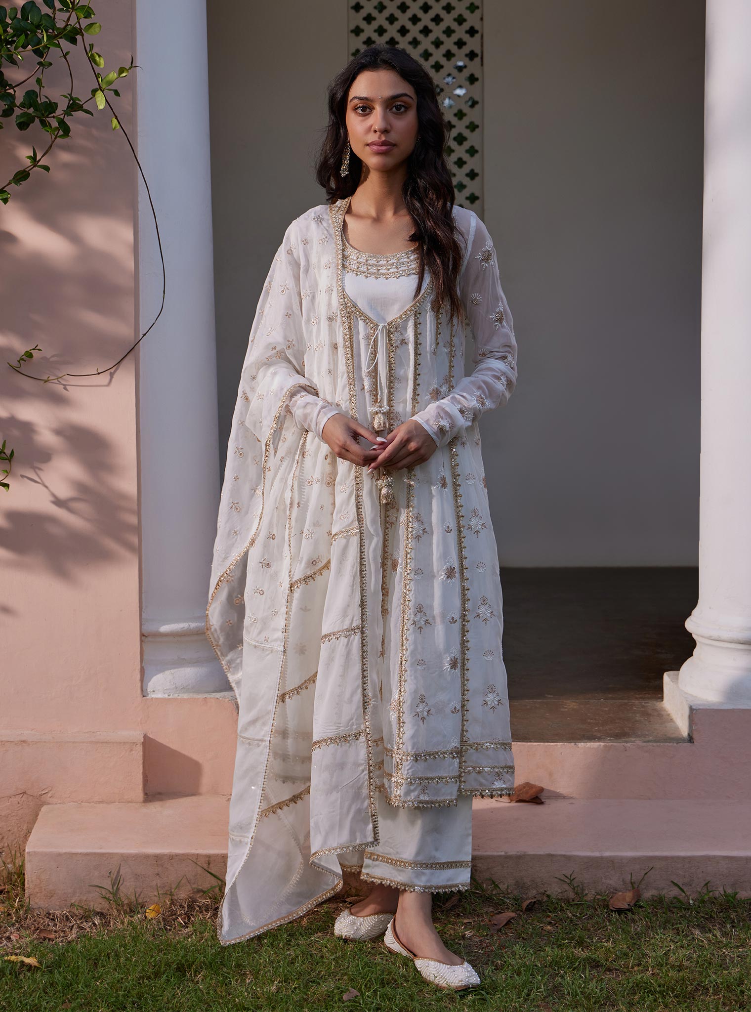 Mulmul Carvi Off white Dupatta