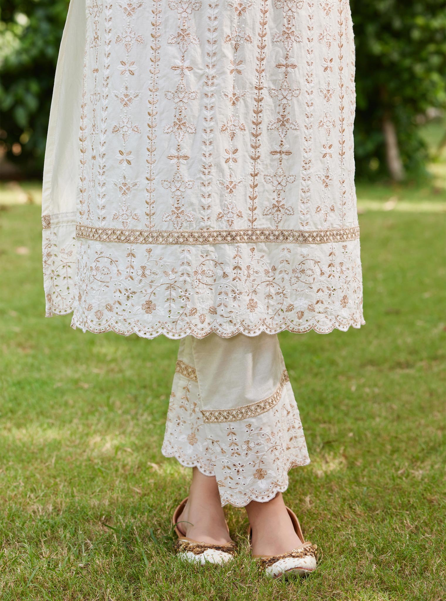 Mulmul Supima Cotton Purvayi Off White Pant